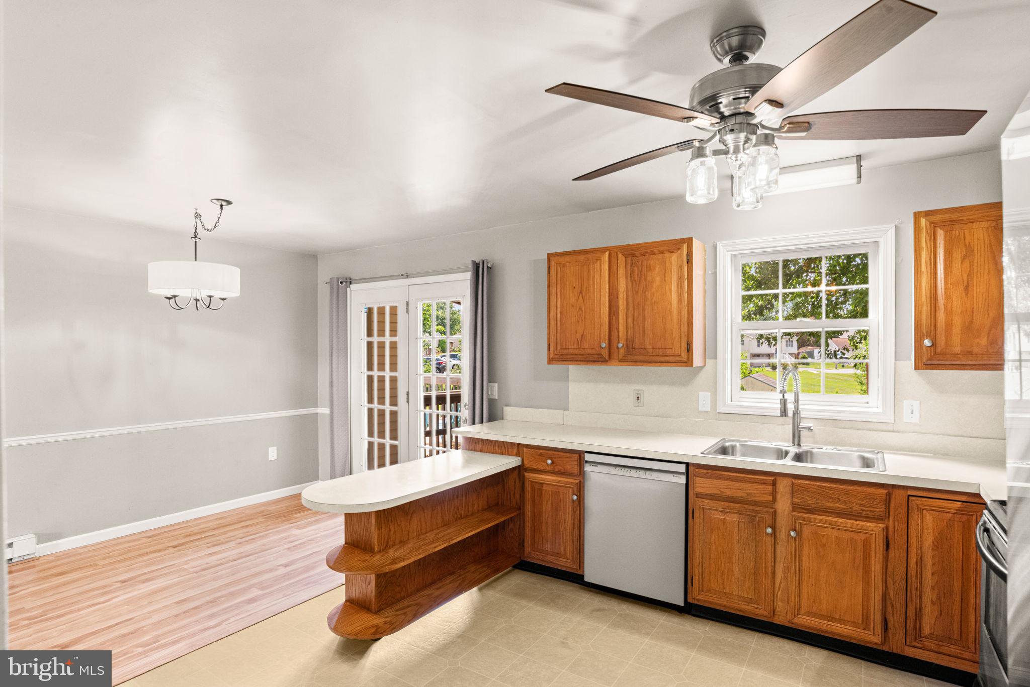 FOXCHASE - Residential
