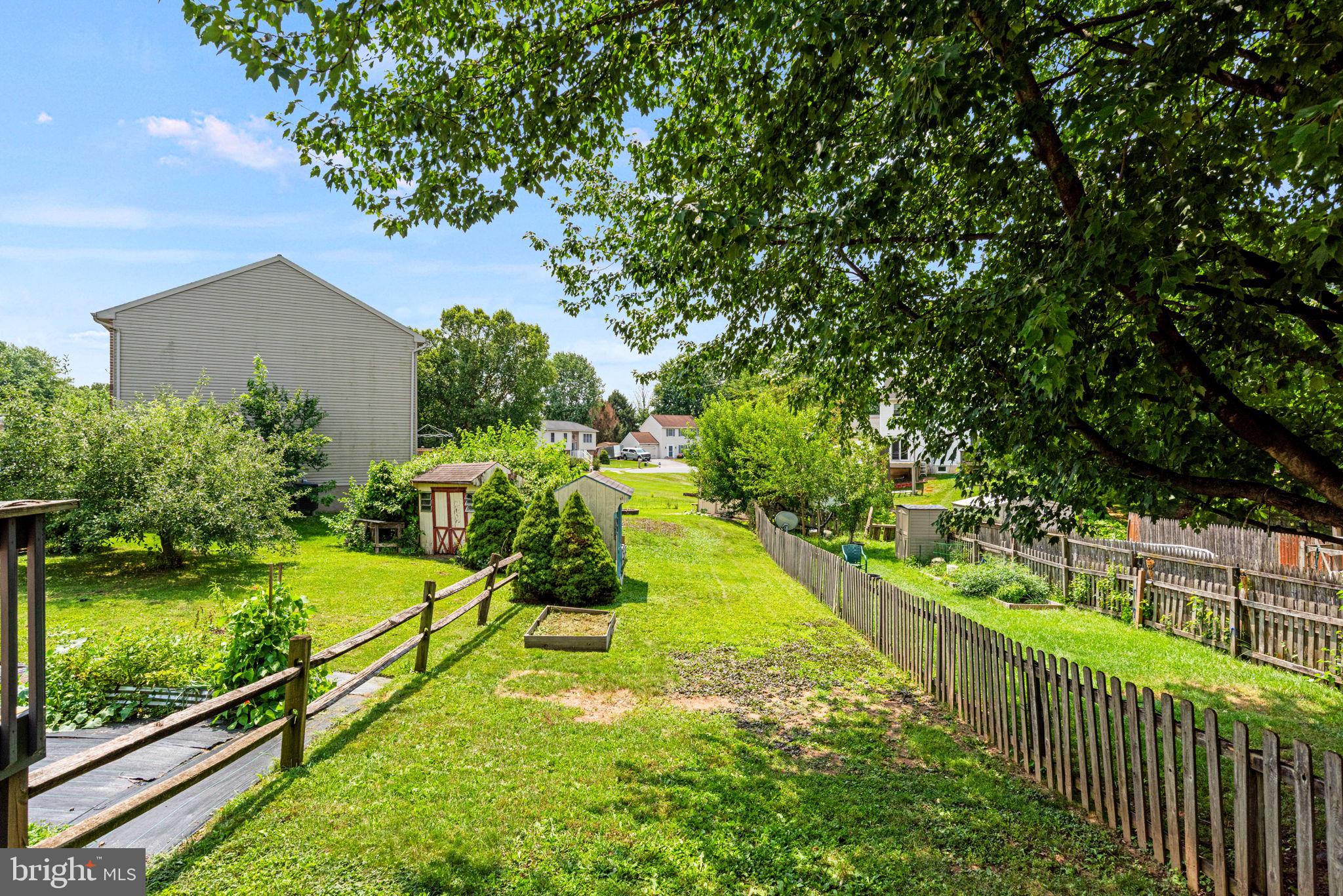 FOXCHASE - Residential