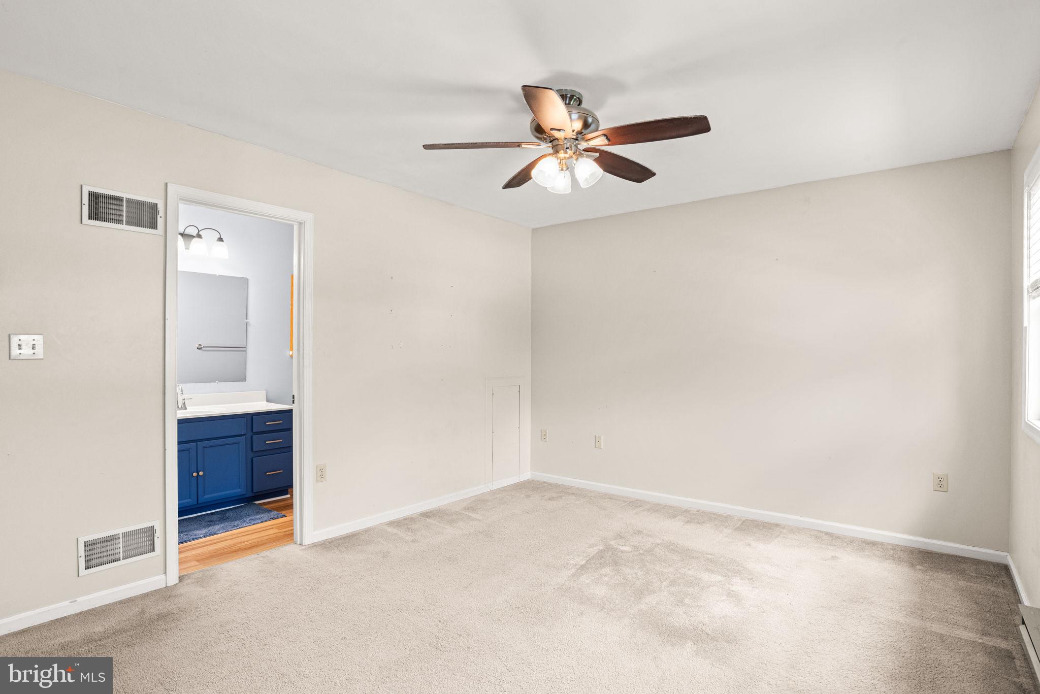 FOXCHASE - Residential