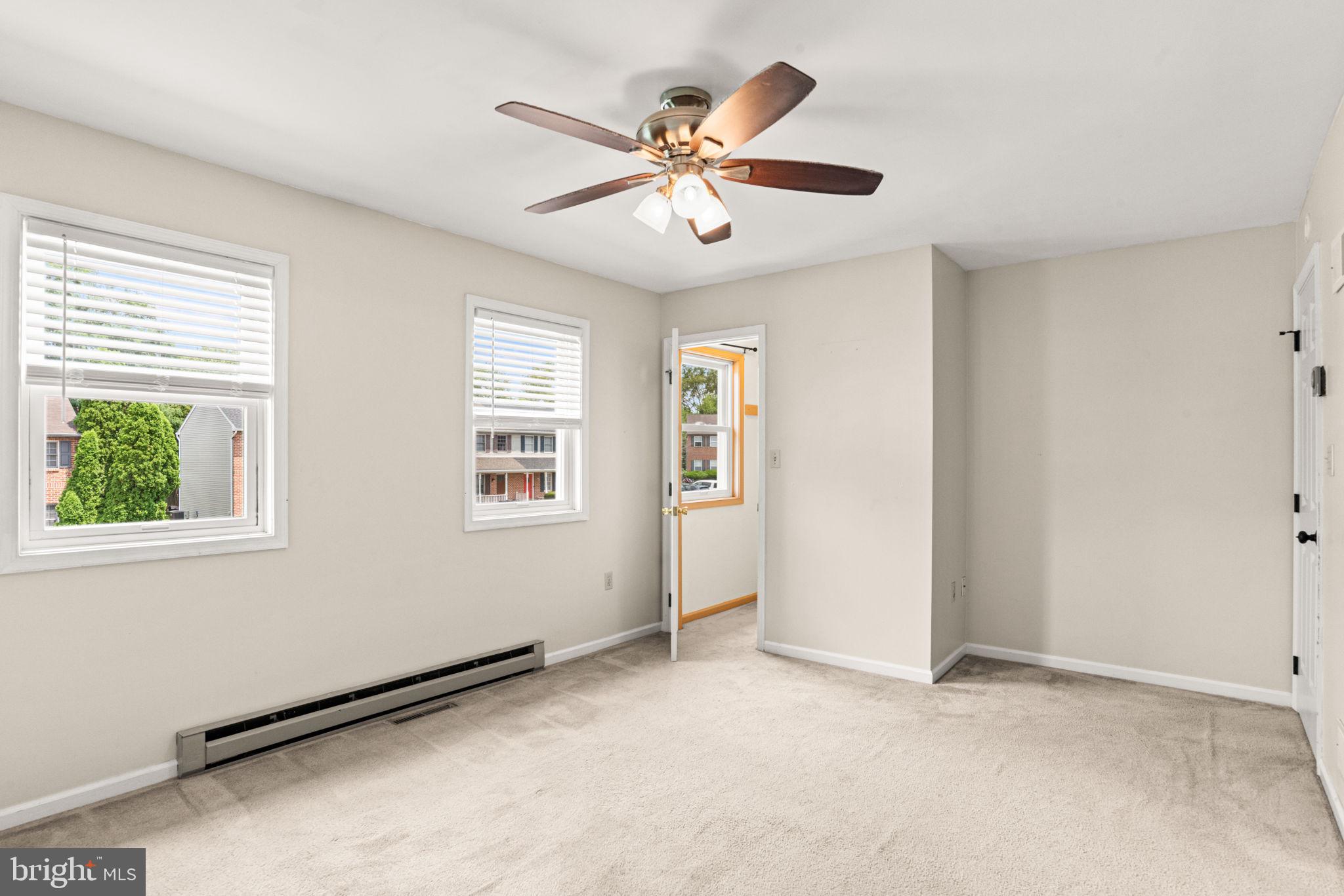 FOXCHASE - Residential