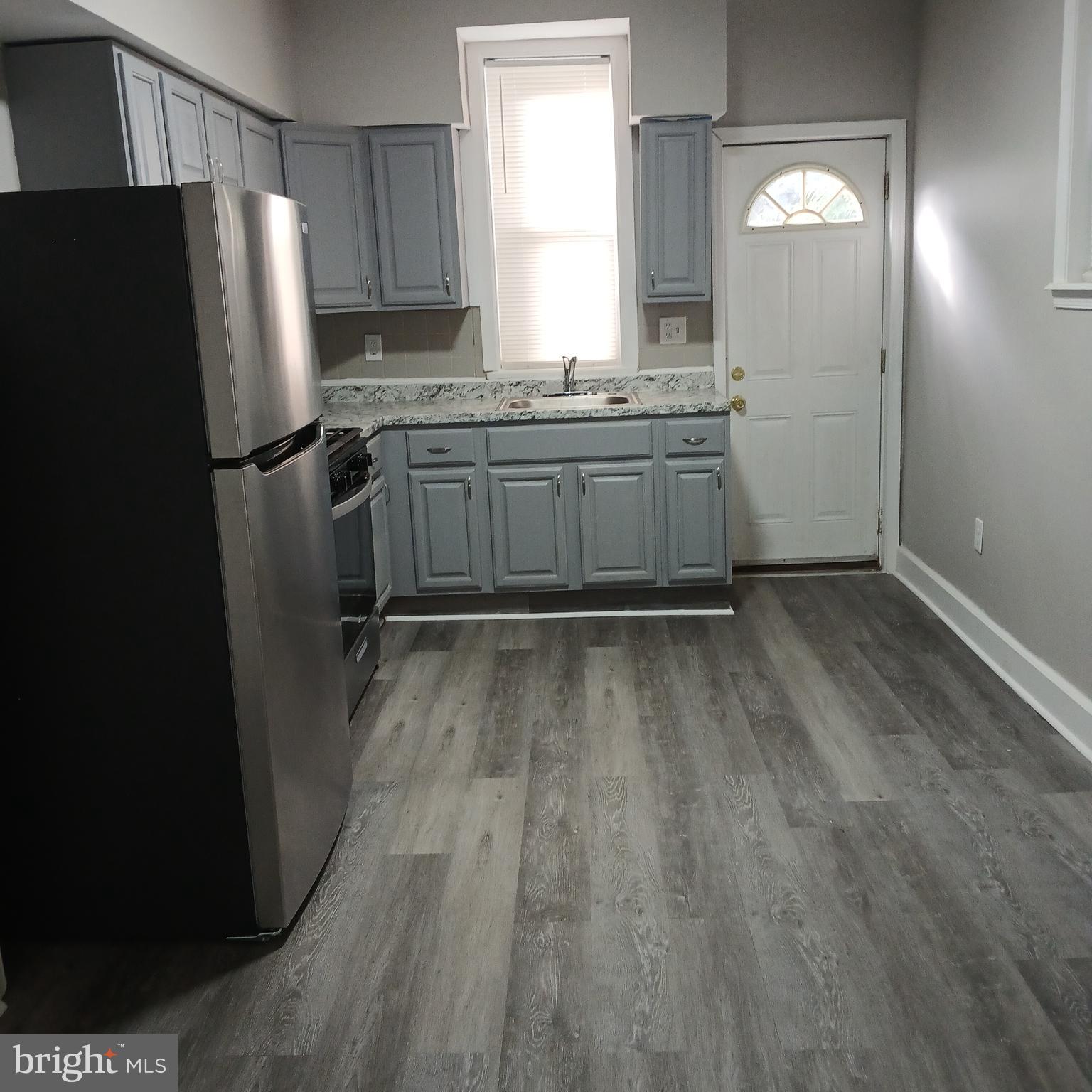 PORT RICHMOND - Residential