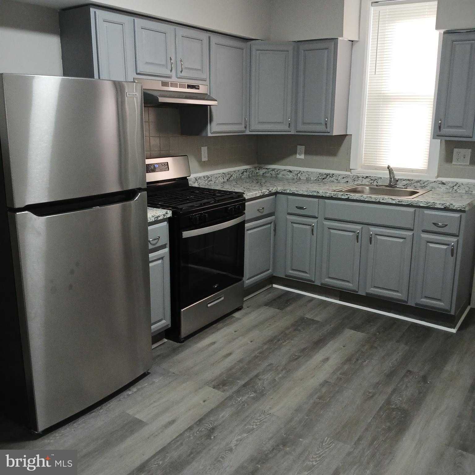 PORT RICHMOND - Residential