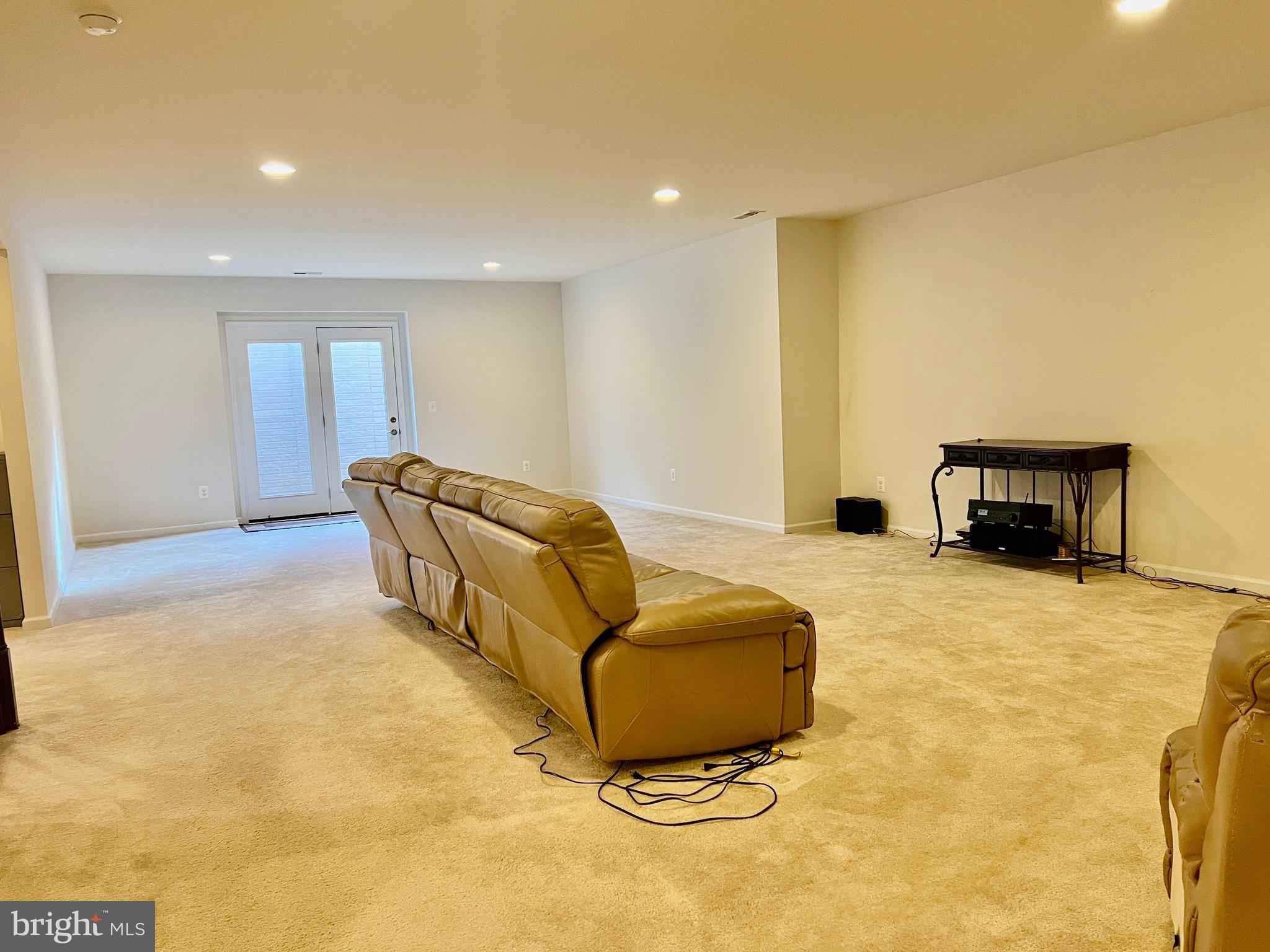 TANGLEWOOD - Residential