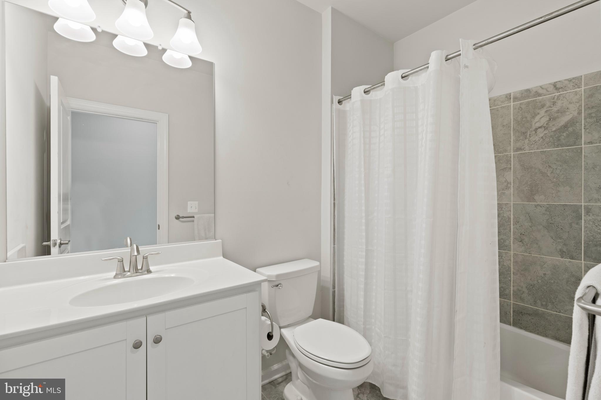 KINCORA - Residential
