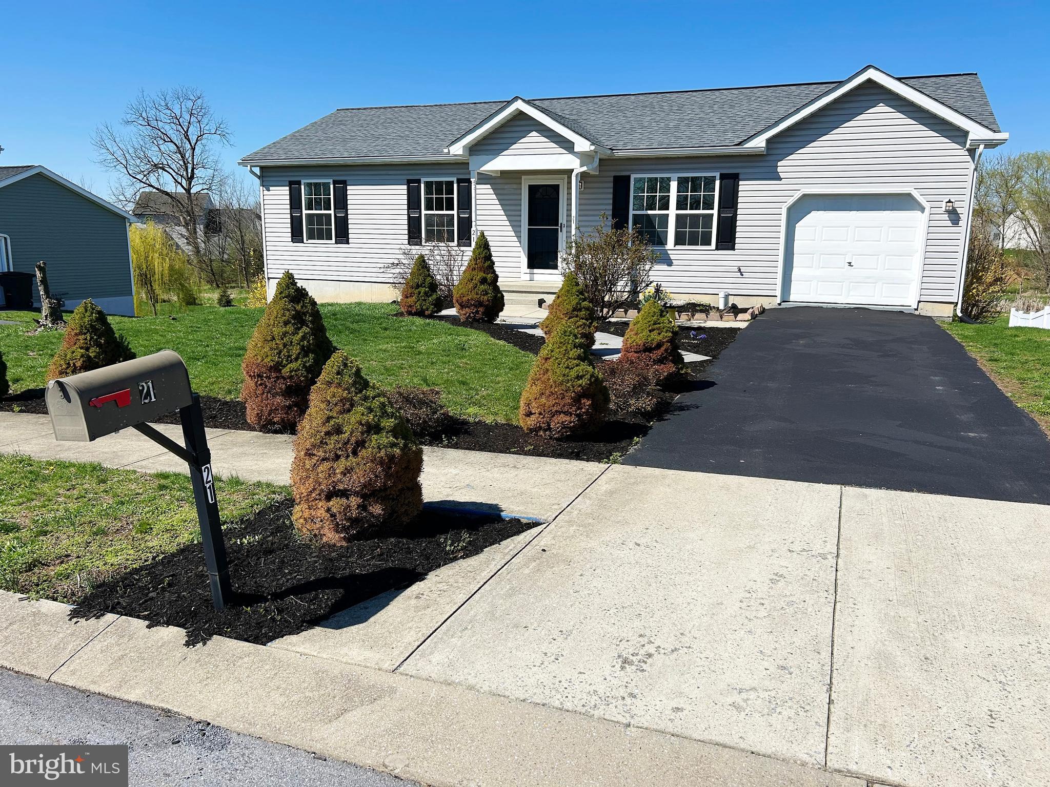FOXWOOD GLEN - Residential