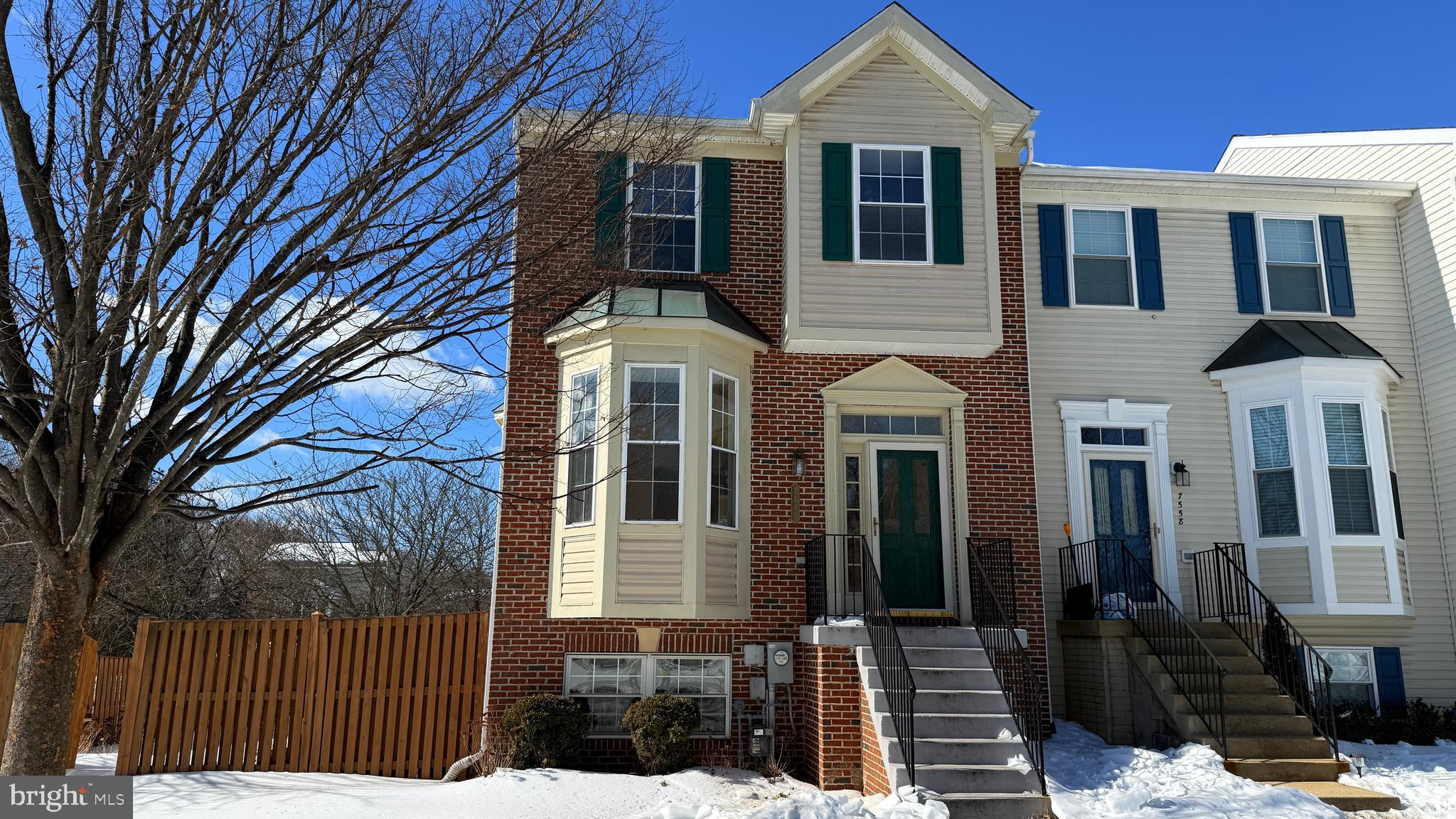 RIDGE COMMONS - Residential