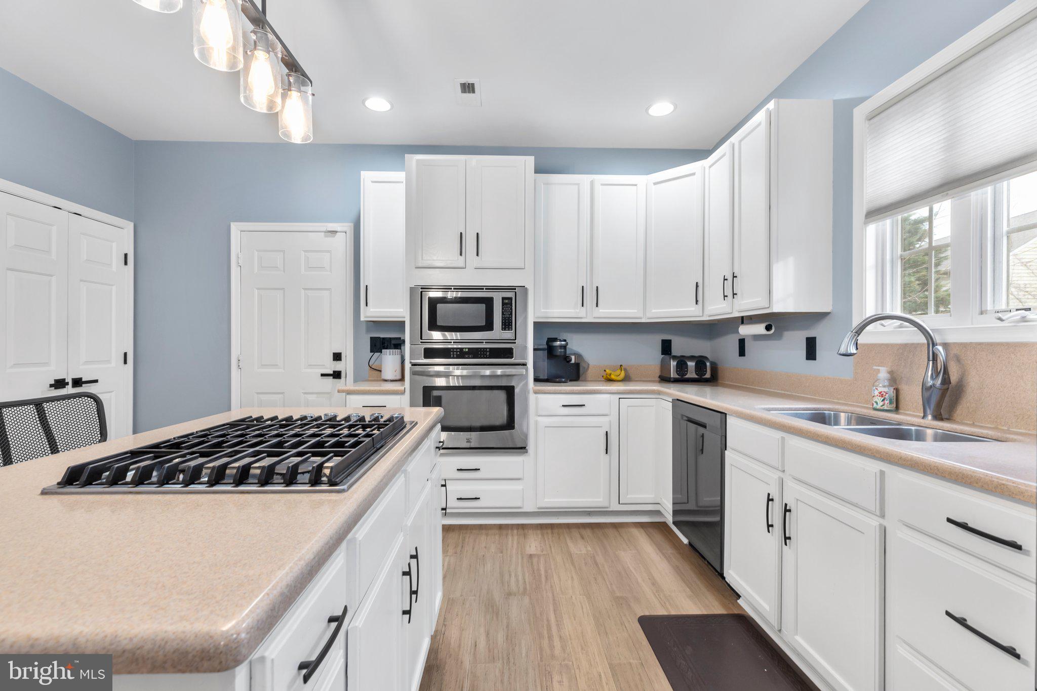 SALEM FIELDS - Residential