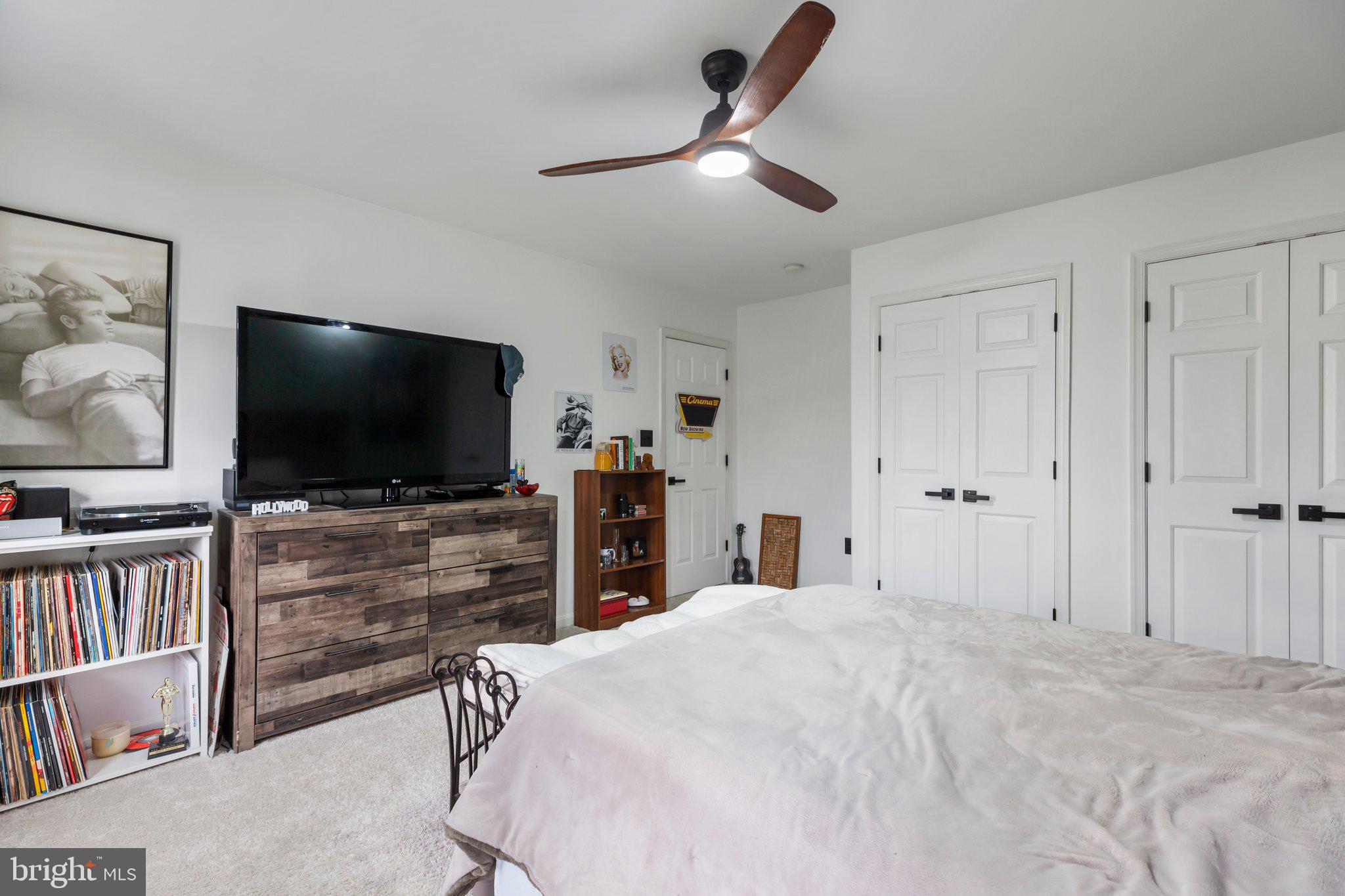 SALEM FIELDS - Residential