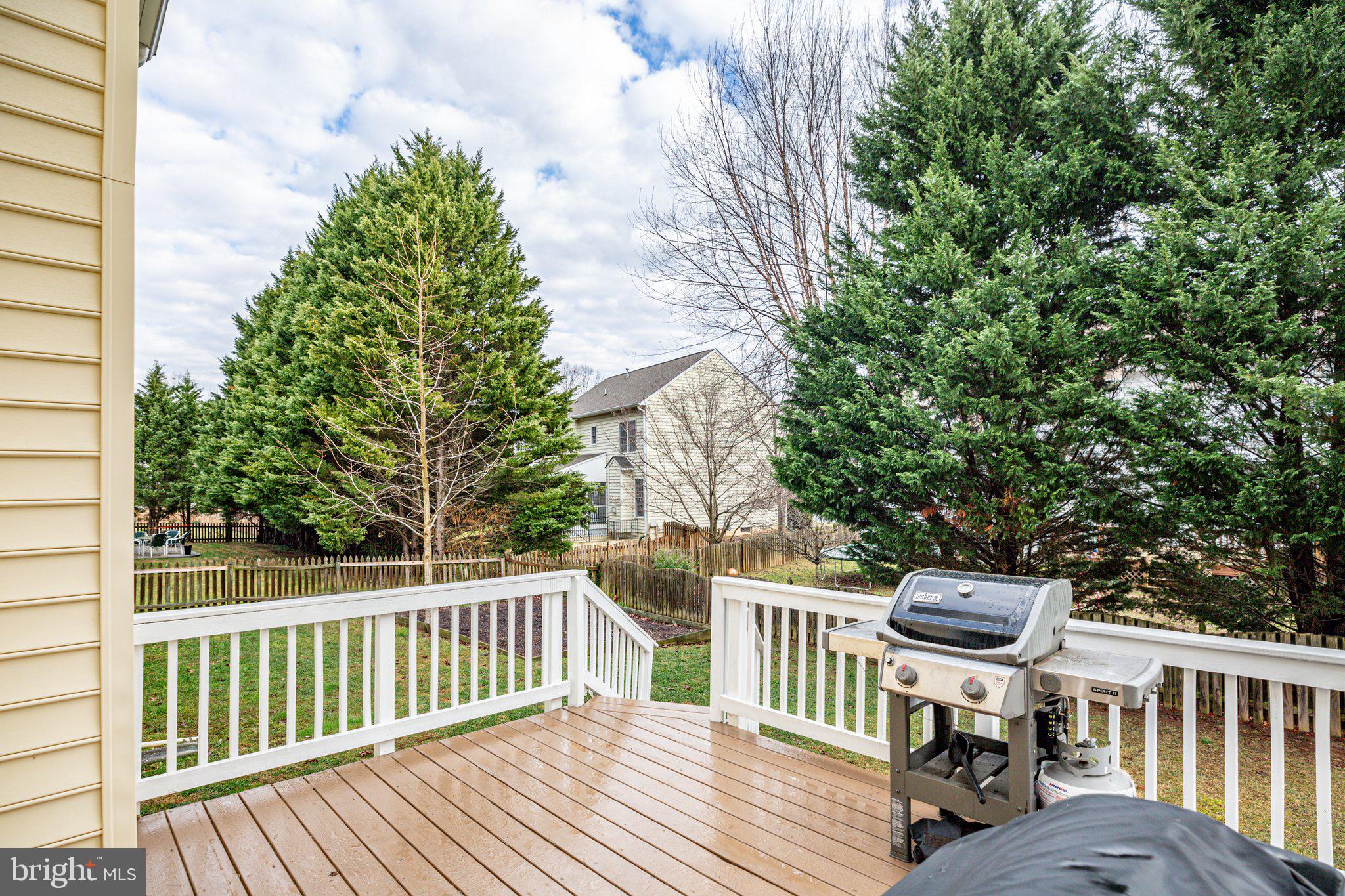SALEM FIELDS - Residential