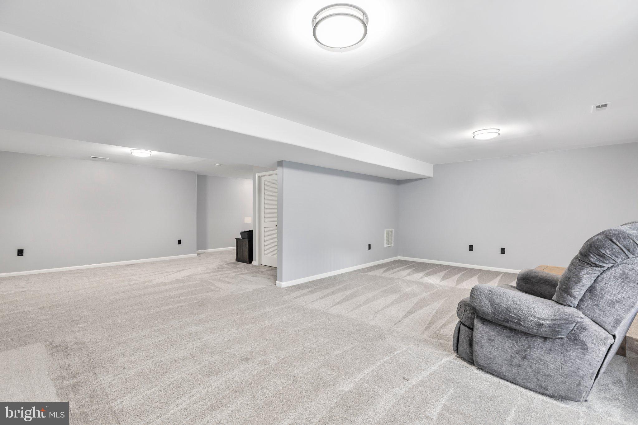 SALEM FIELDS - Residential
