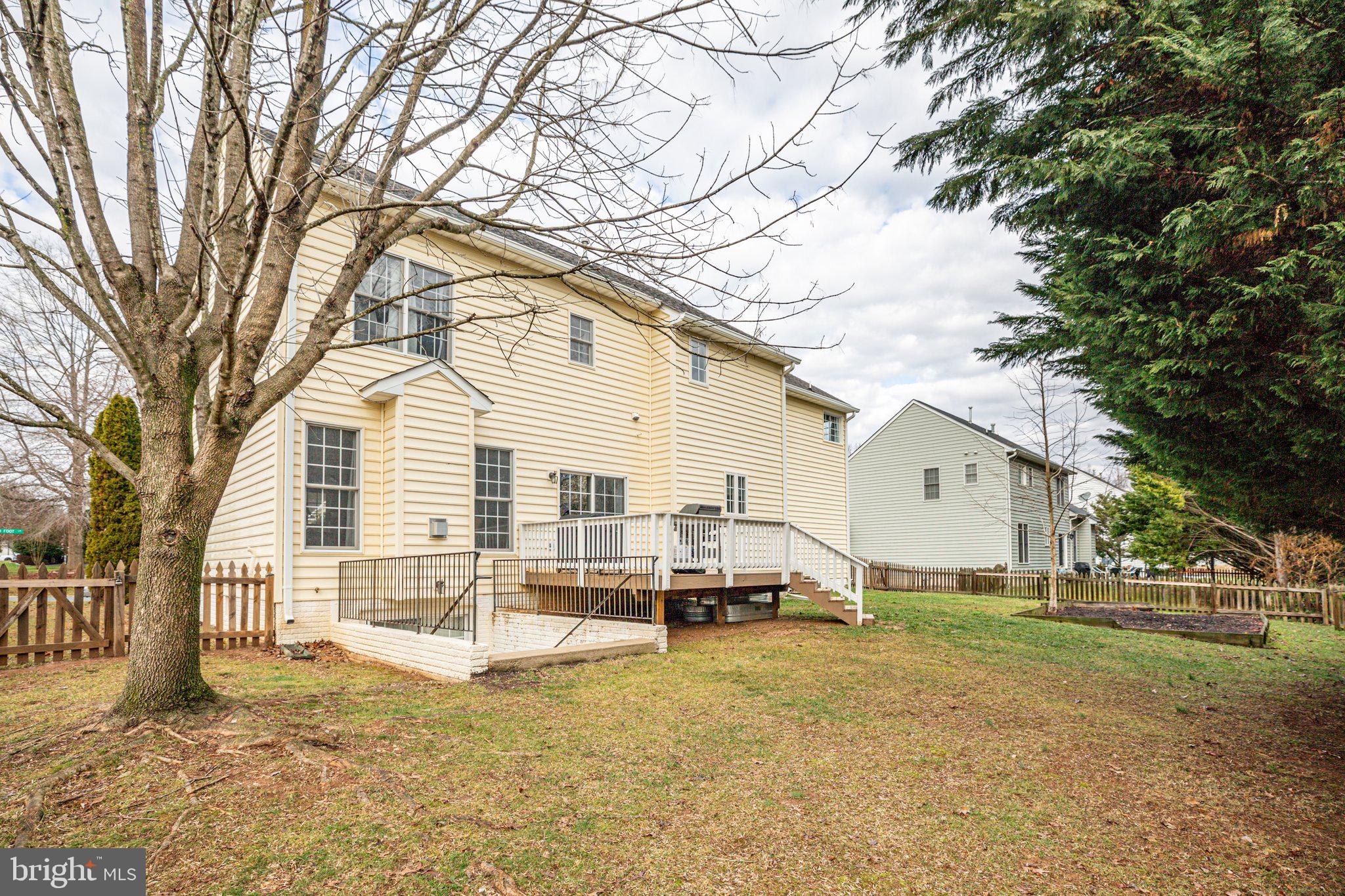SALEM FIELDS - Residential