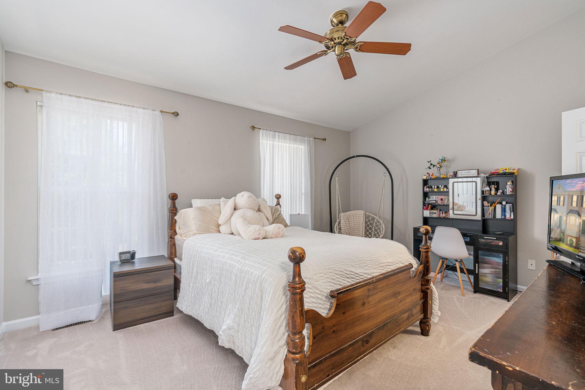 GUNSTON SQUARE - Residential