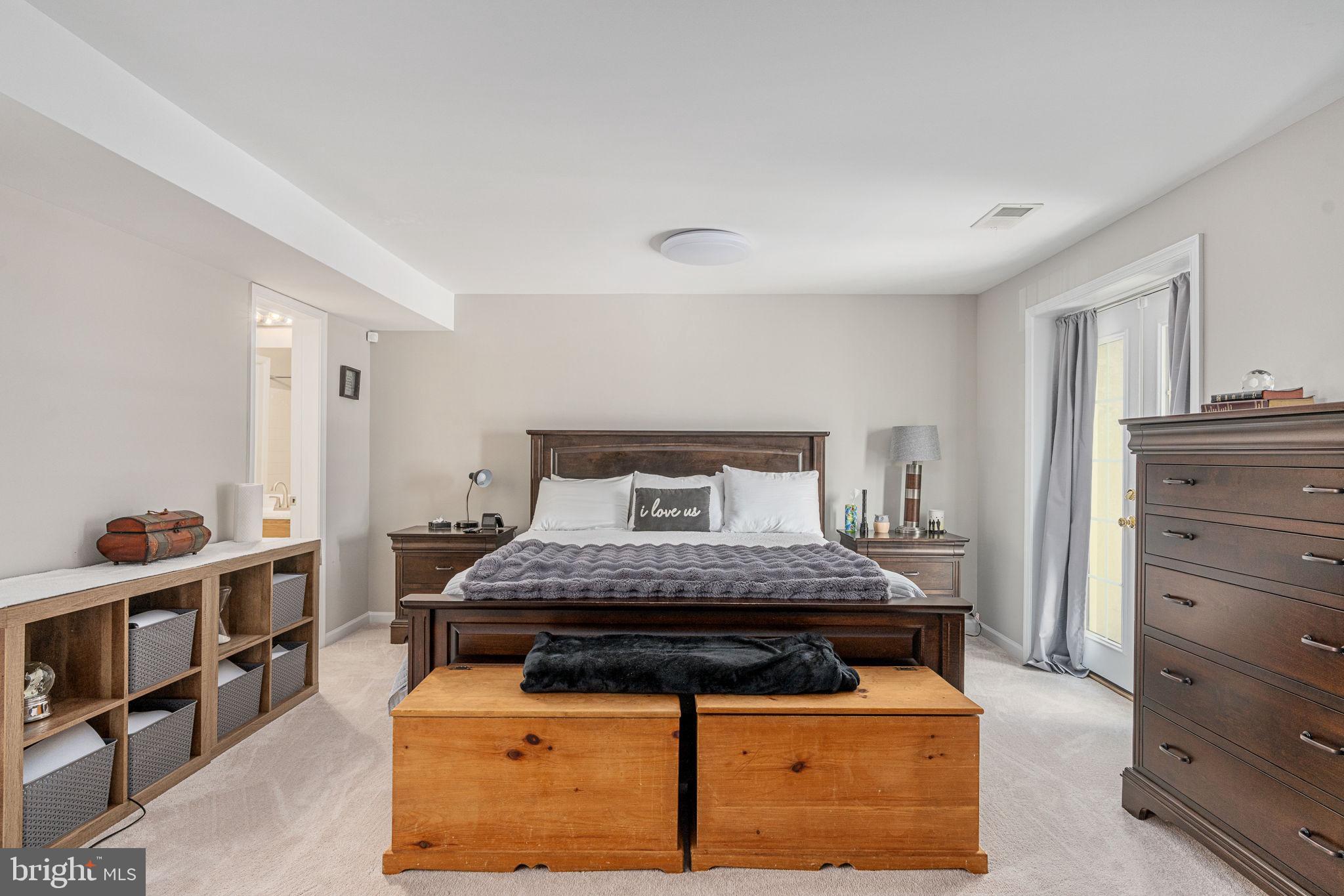 GUNSTON SQUARE - Residential