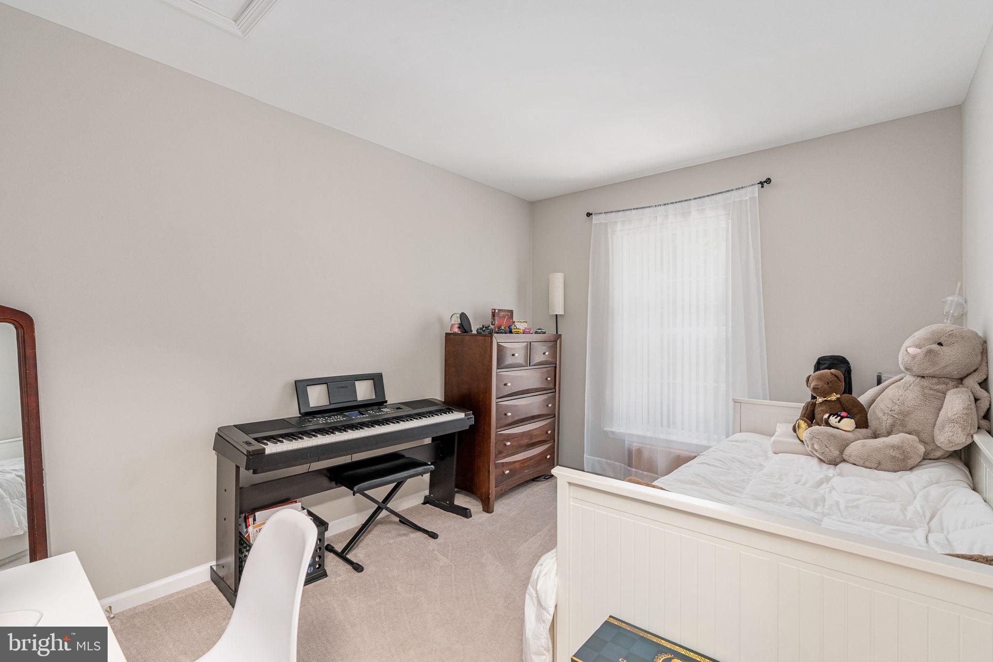 GUNSTON SQUARE - Residential