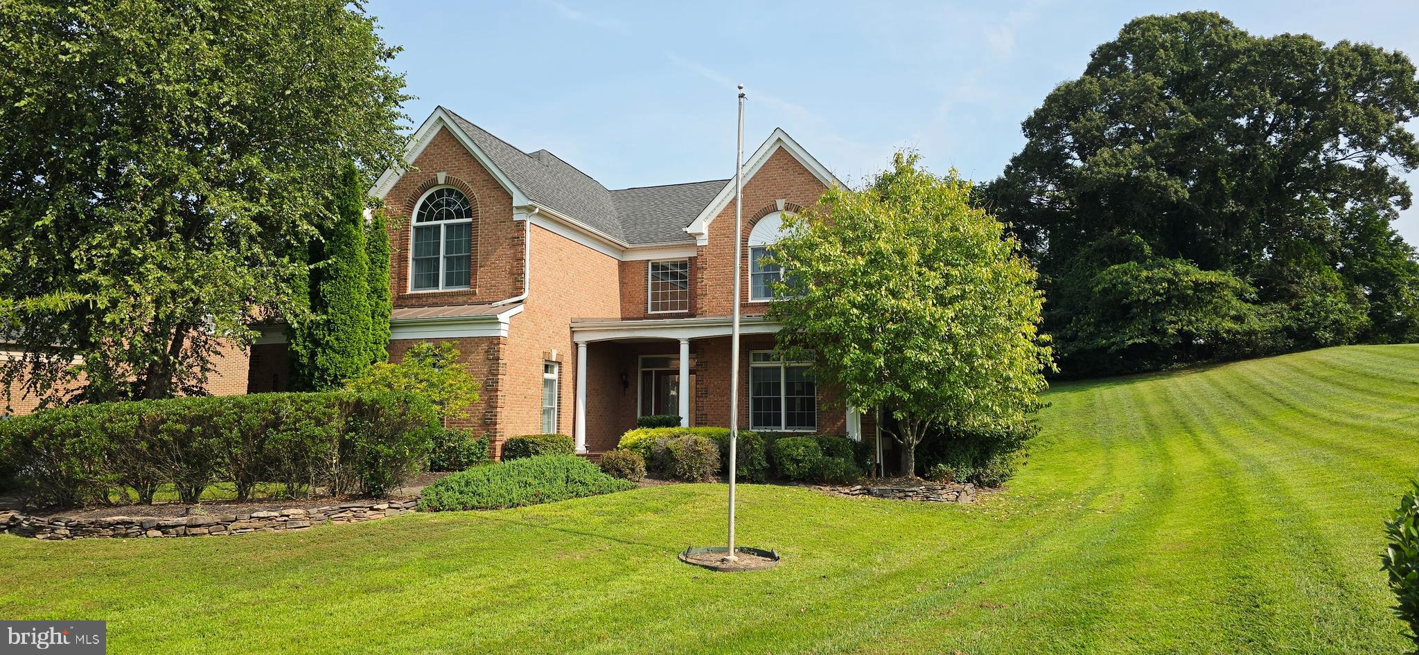 MARLBORO RIDGE - Residential