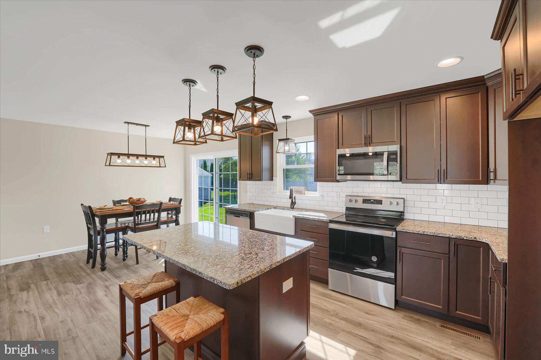 FOREST HEIGHTS - Residential