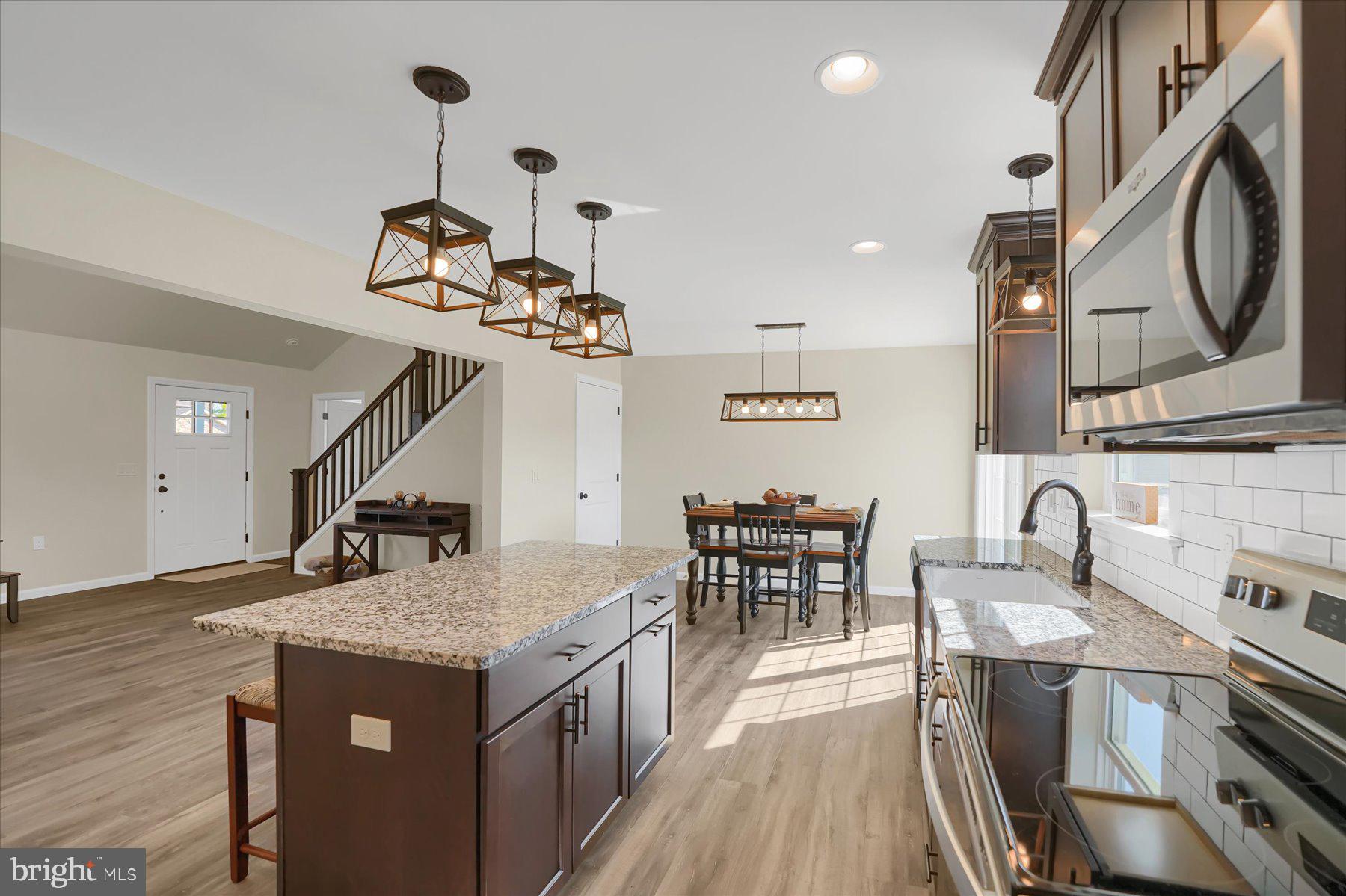 FOREST HEIGHTS - Residential