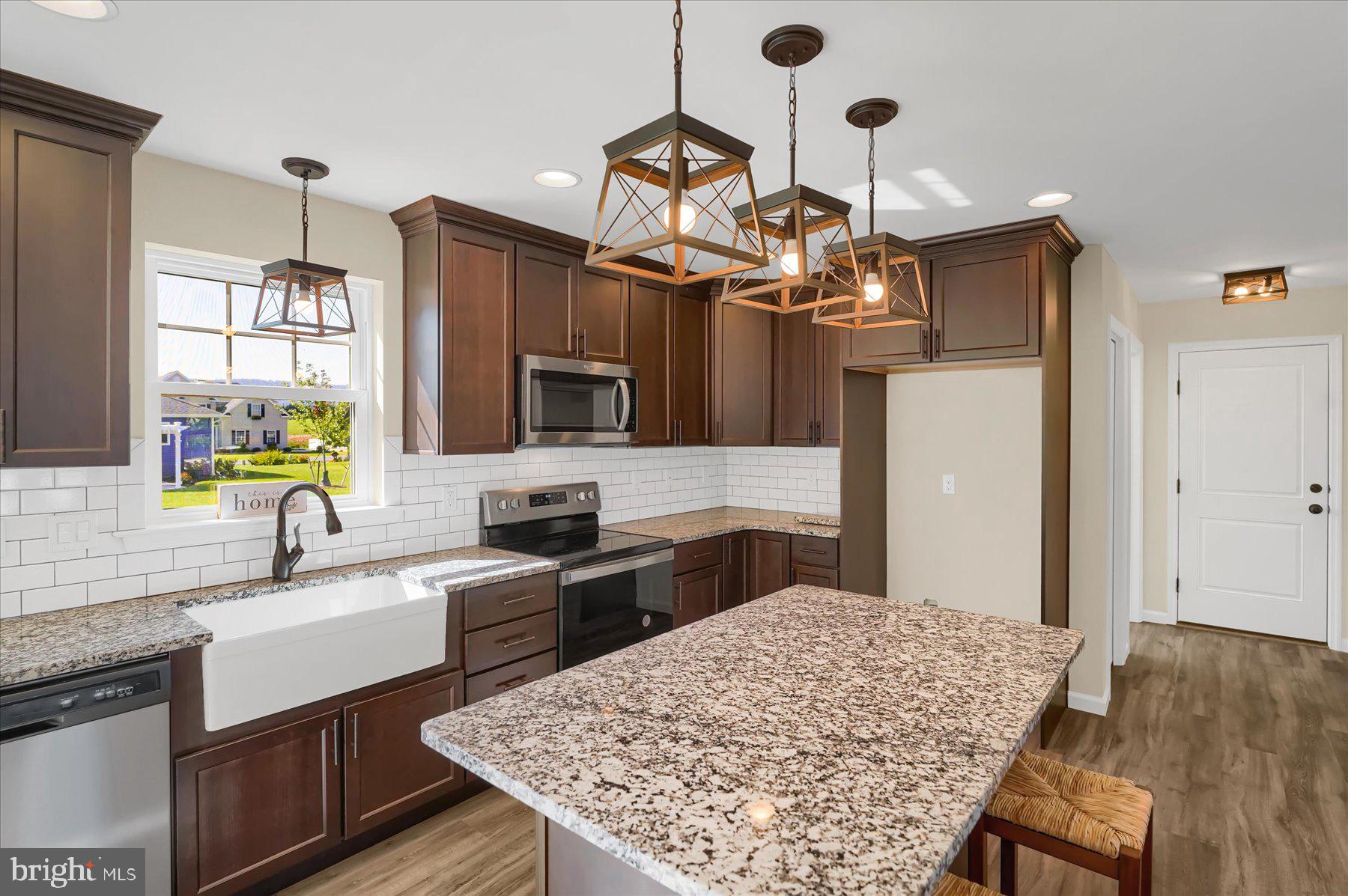 FOREST HEIGHTS - Residential