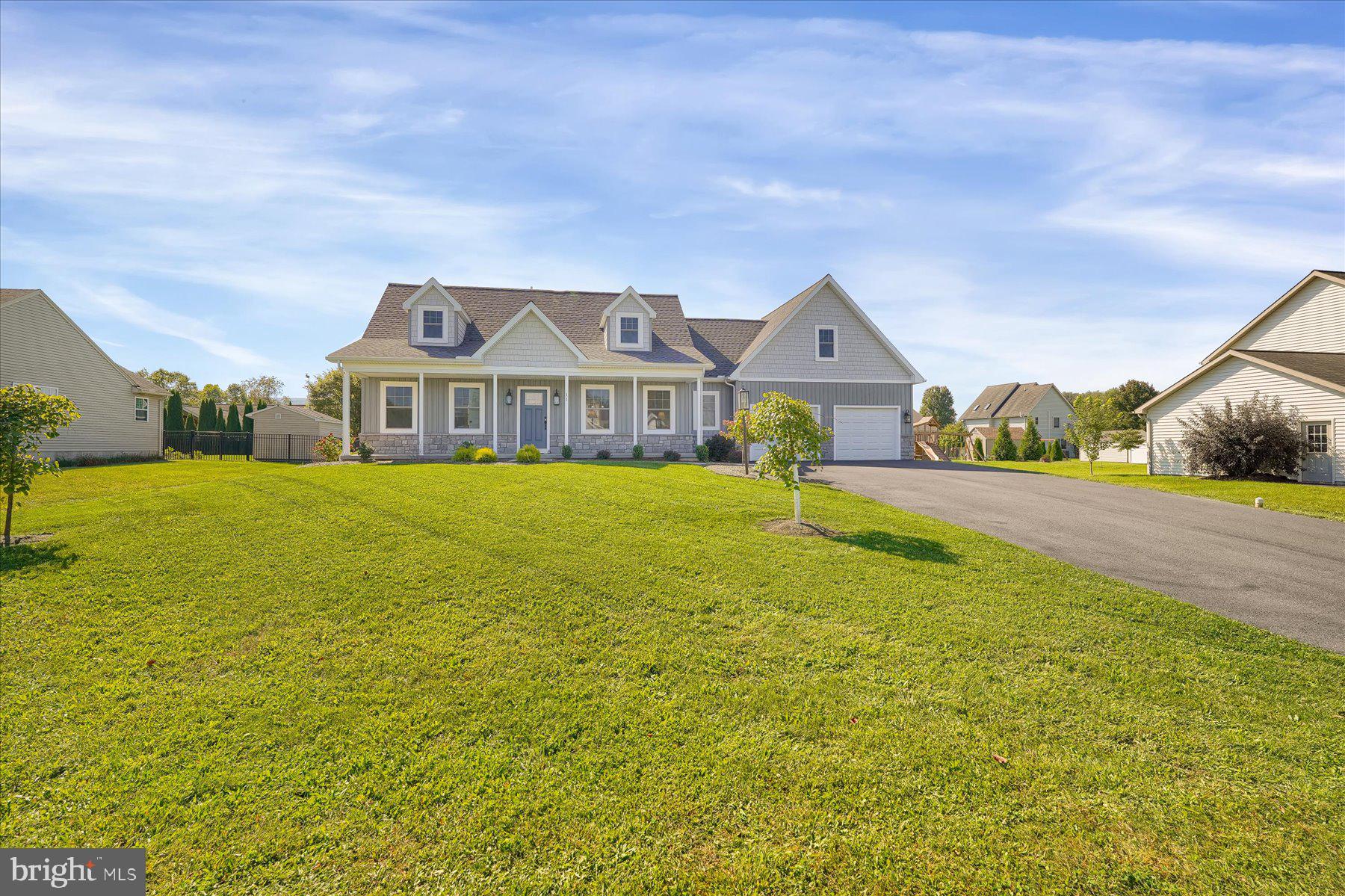 FOREST HEIGHTS - Residential
