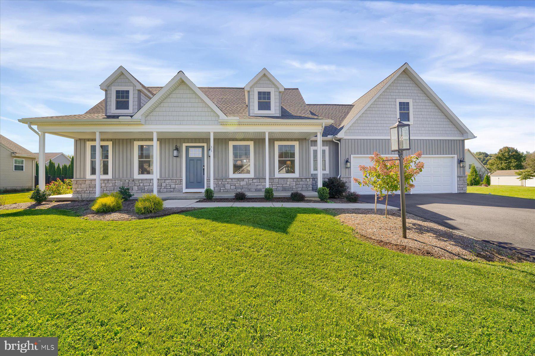 FOREST HEIGHTS - Residential