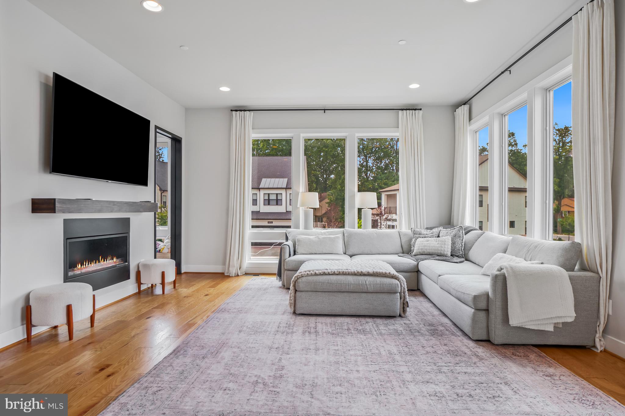 AMALYN - Residential