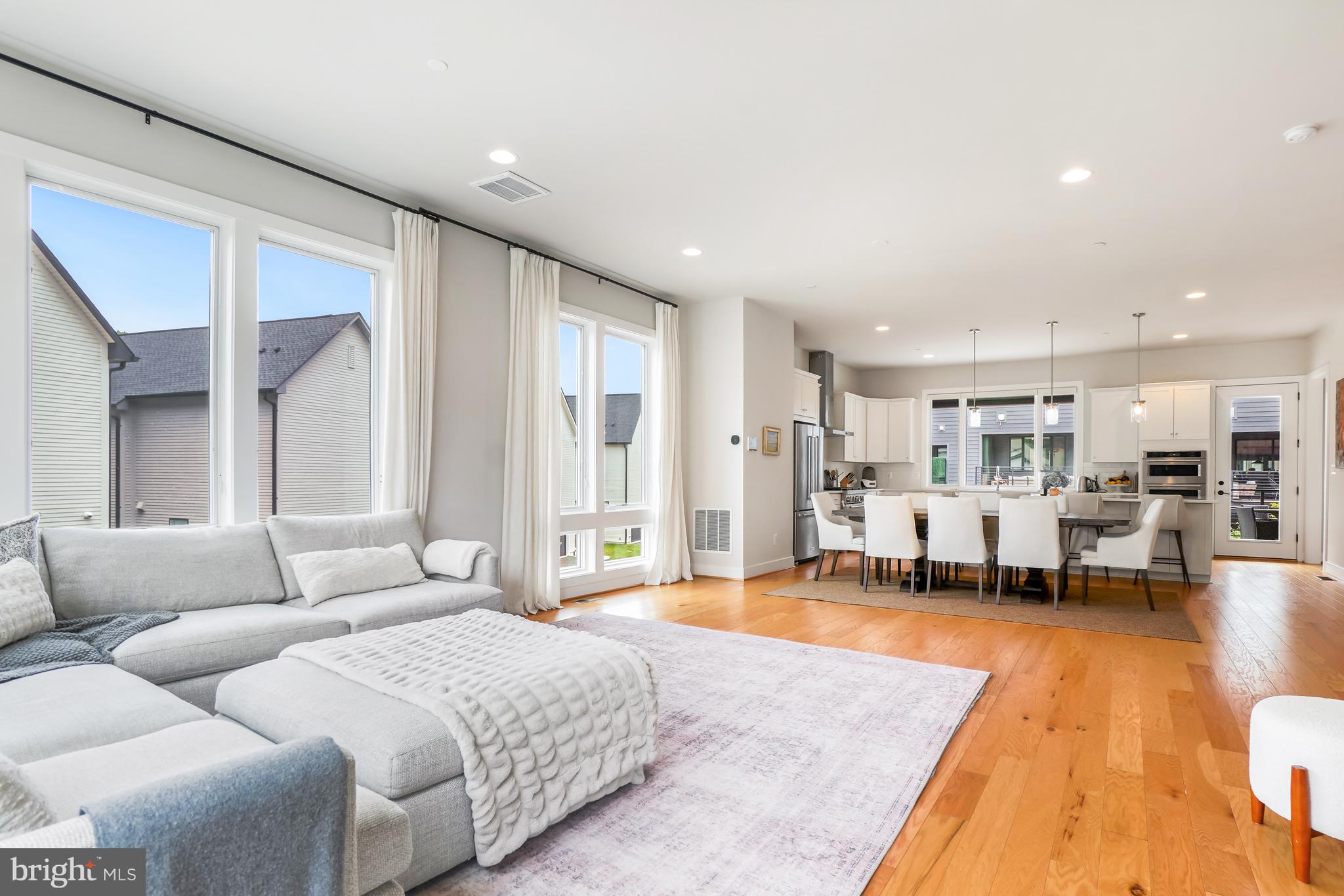 AMALYN - Residential