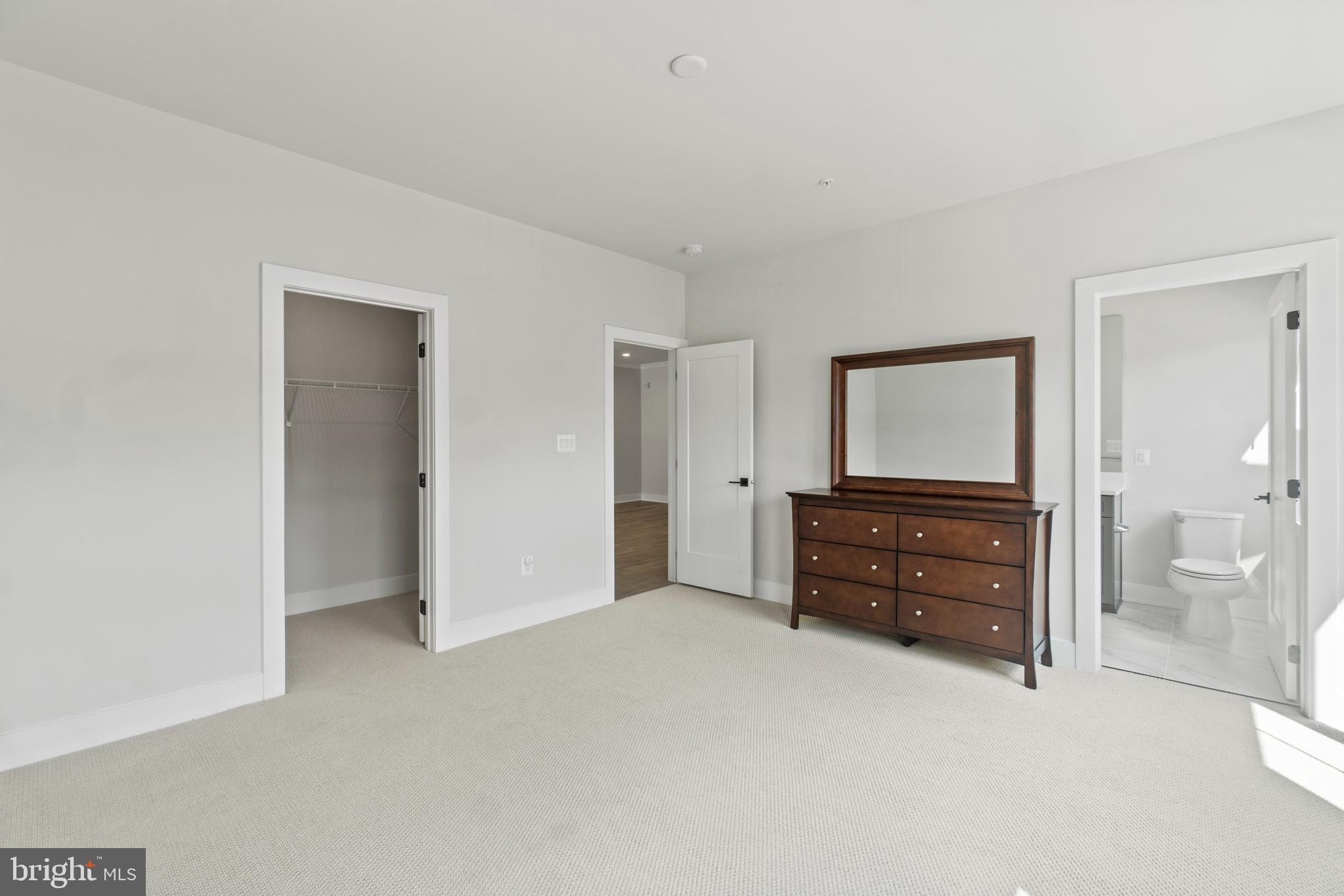 MT. PROSPECT - Residential