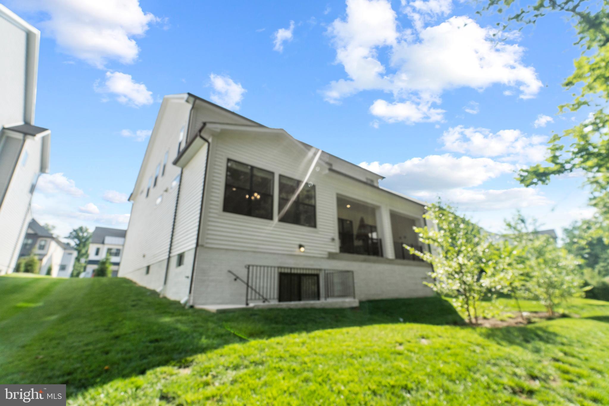 MT. PROSPECT - Residential