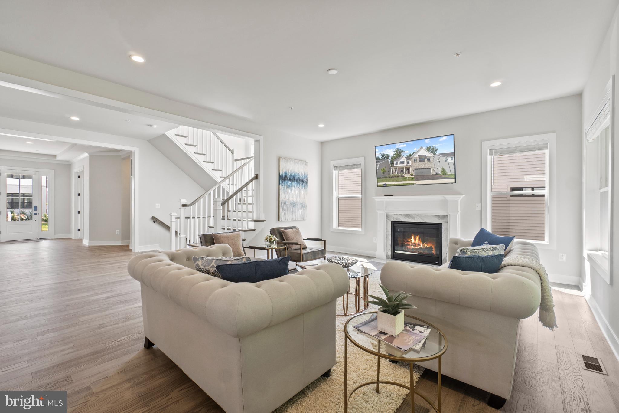 MT. PROSPECT - Residential