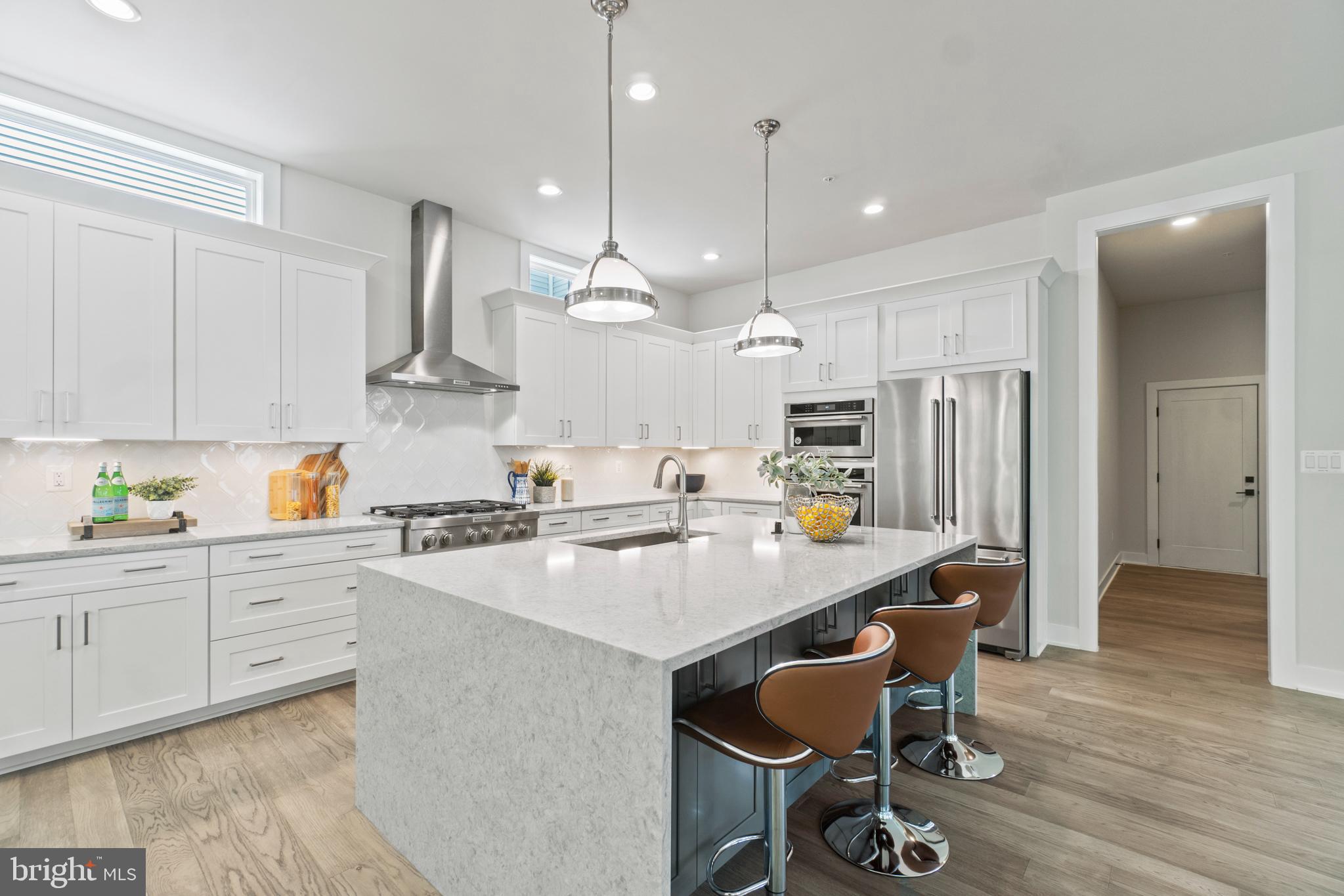 MT. PROSPECT - Residential