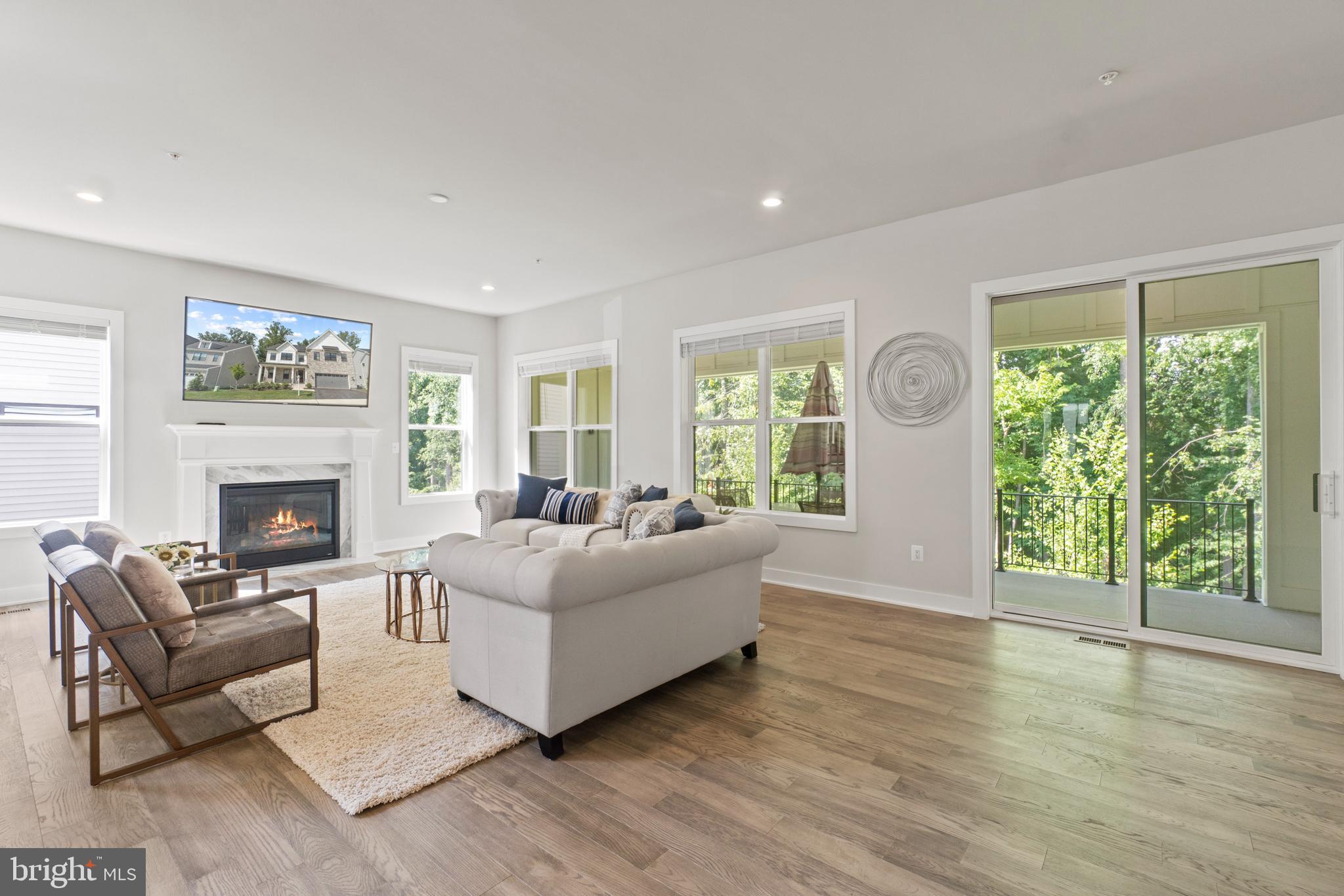 MT. PROSPECT - Residential