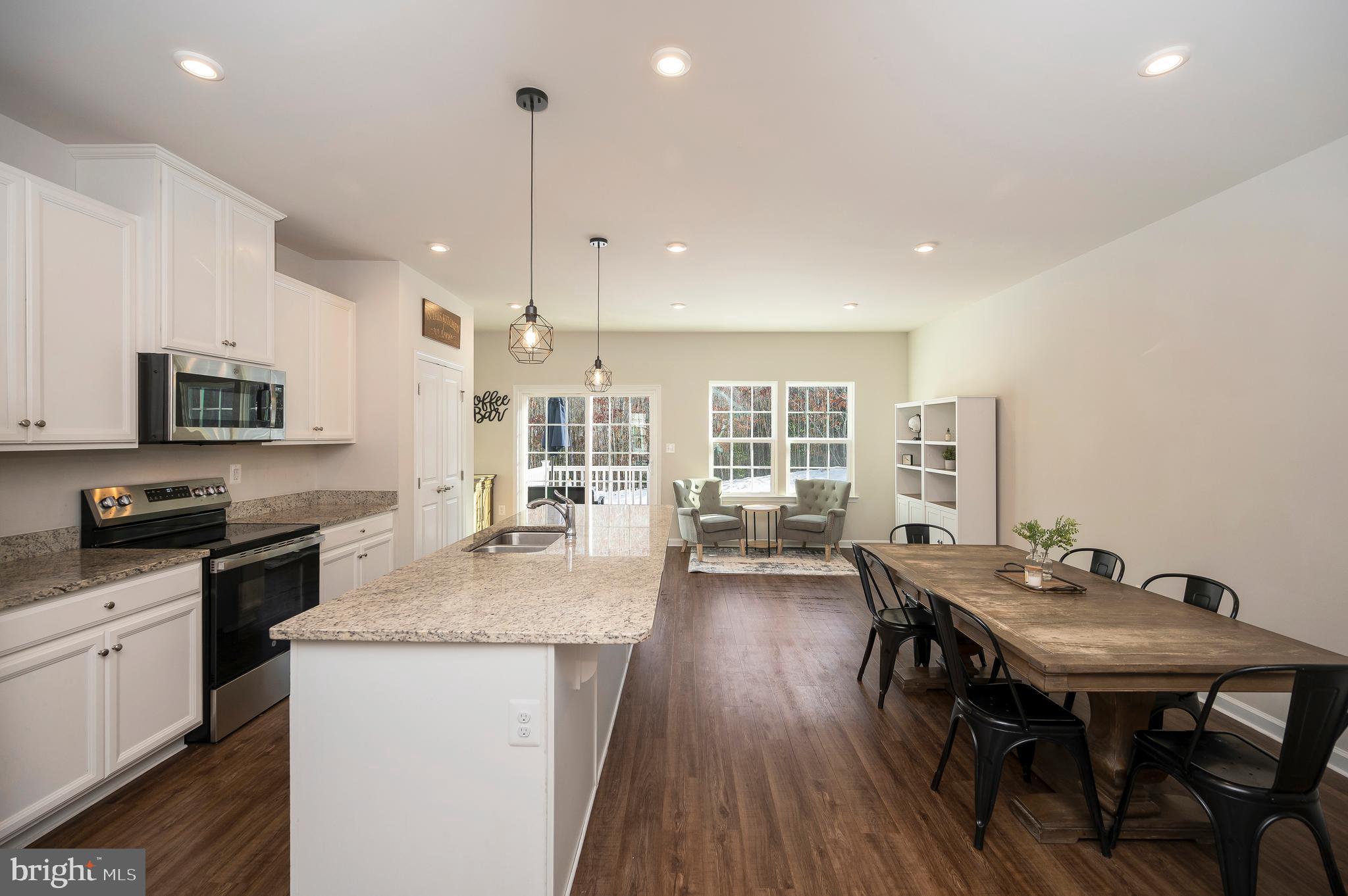 THE VILLAGE AT COURTHOUSE COMMONS - Residential Lease