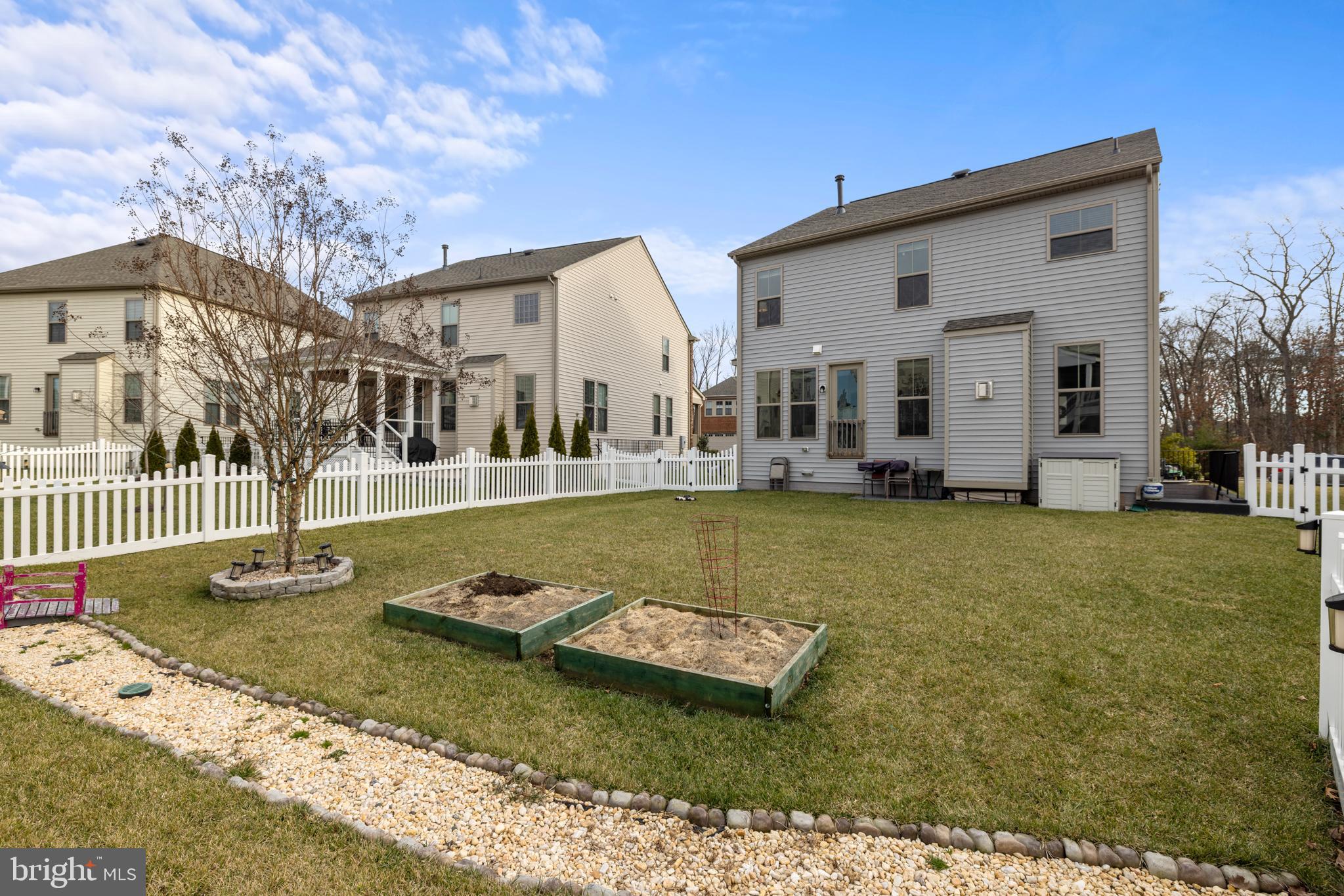 EASTVIEW AT STONE RIDGE - Residential