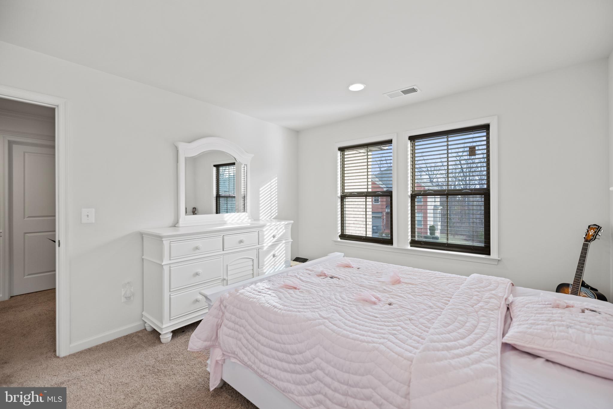 EASTVIEW AT STONE RIDGE - Residential