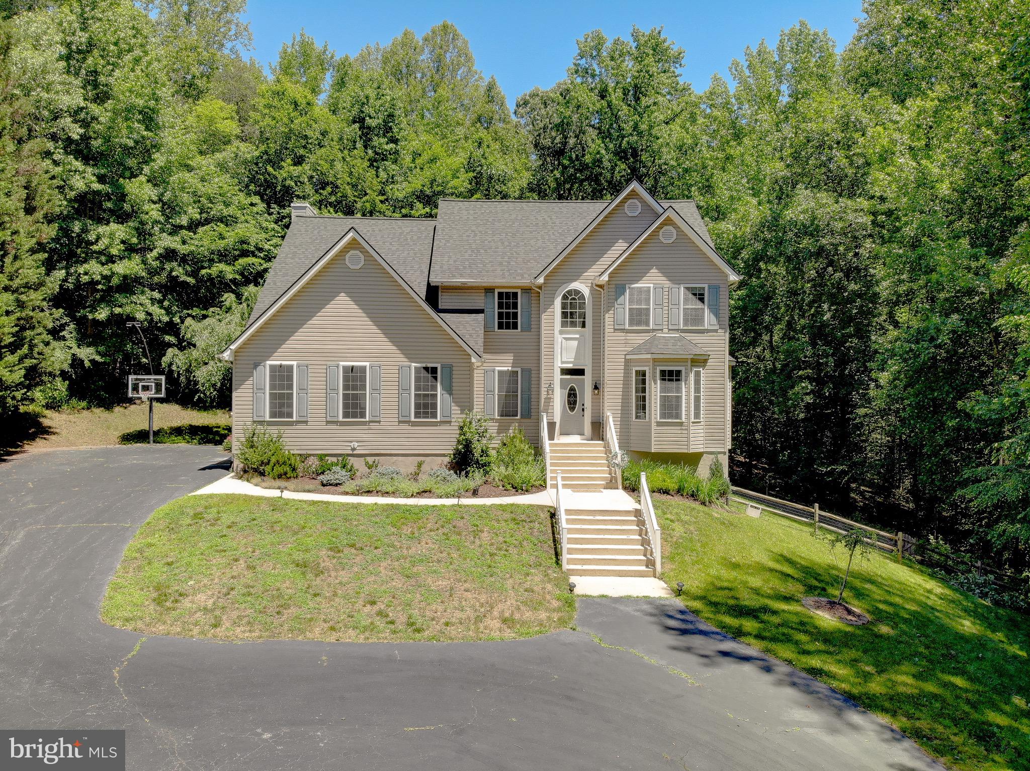 GRIFFITH OVERLOOK - Residential