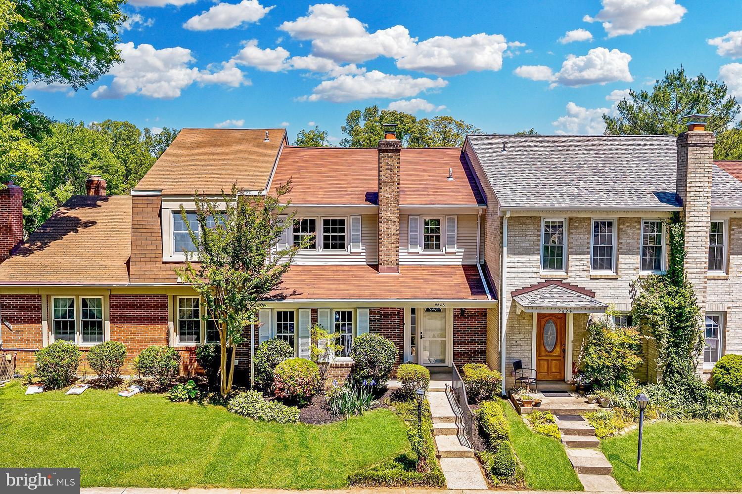 BURKE VILLAGE - Residential