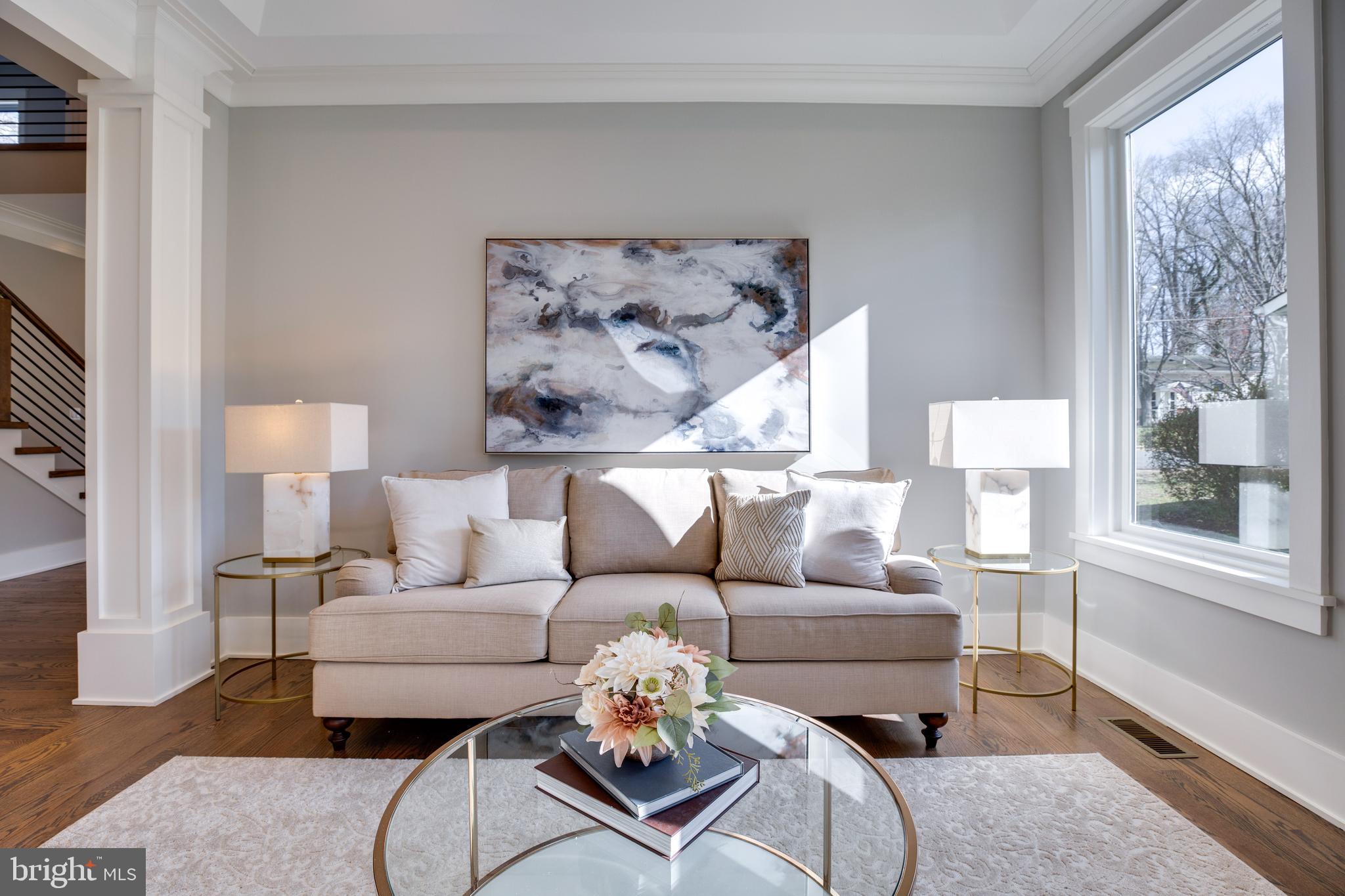 VIENNA WOODS - Residential