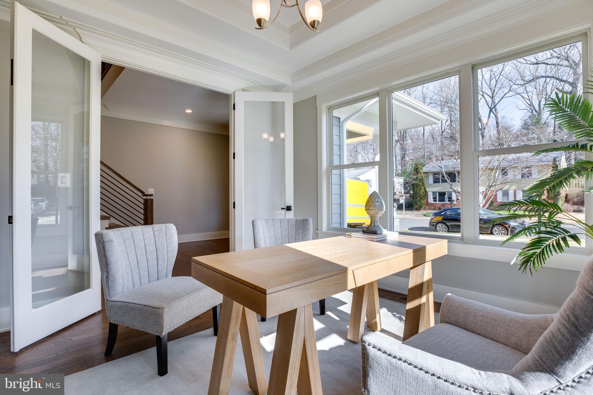 VIENNA WOODS - Residential