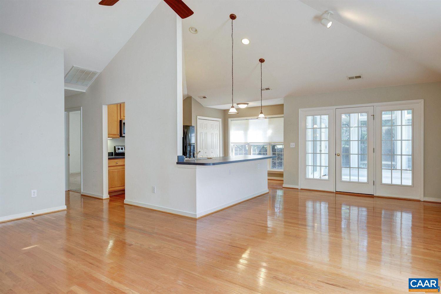 REDFIELDS - Residential