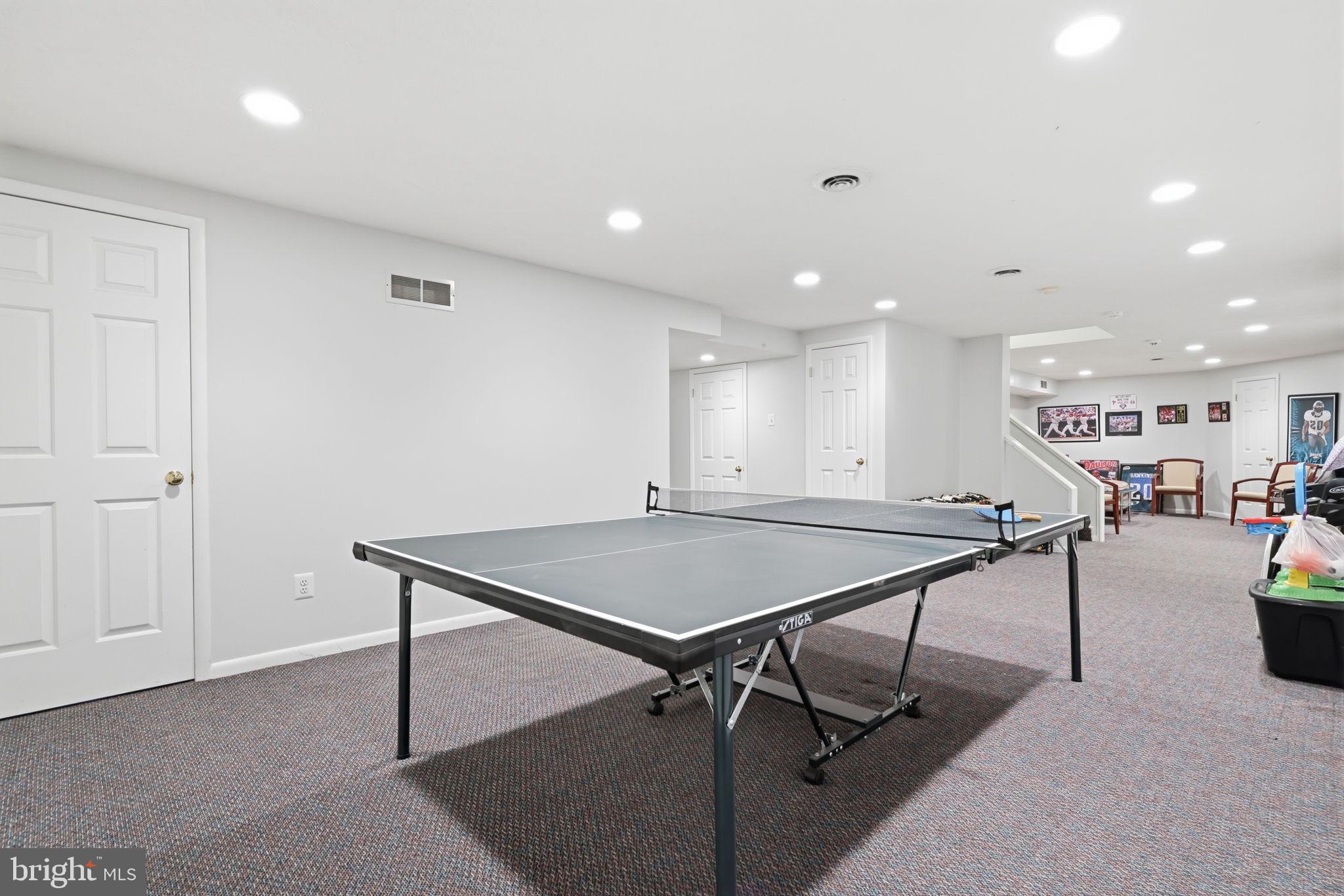 BROOKFIELD AT FARM - Residential