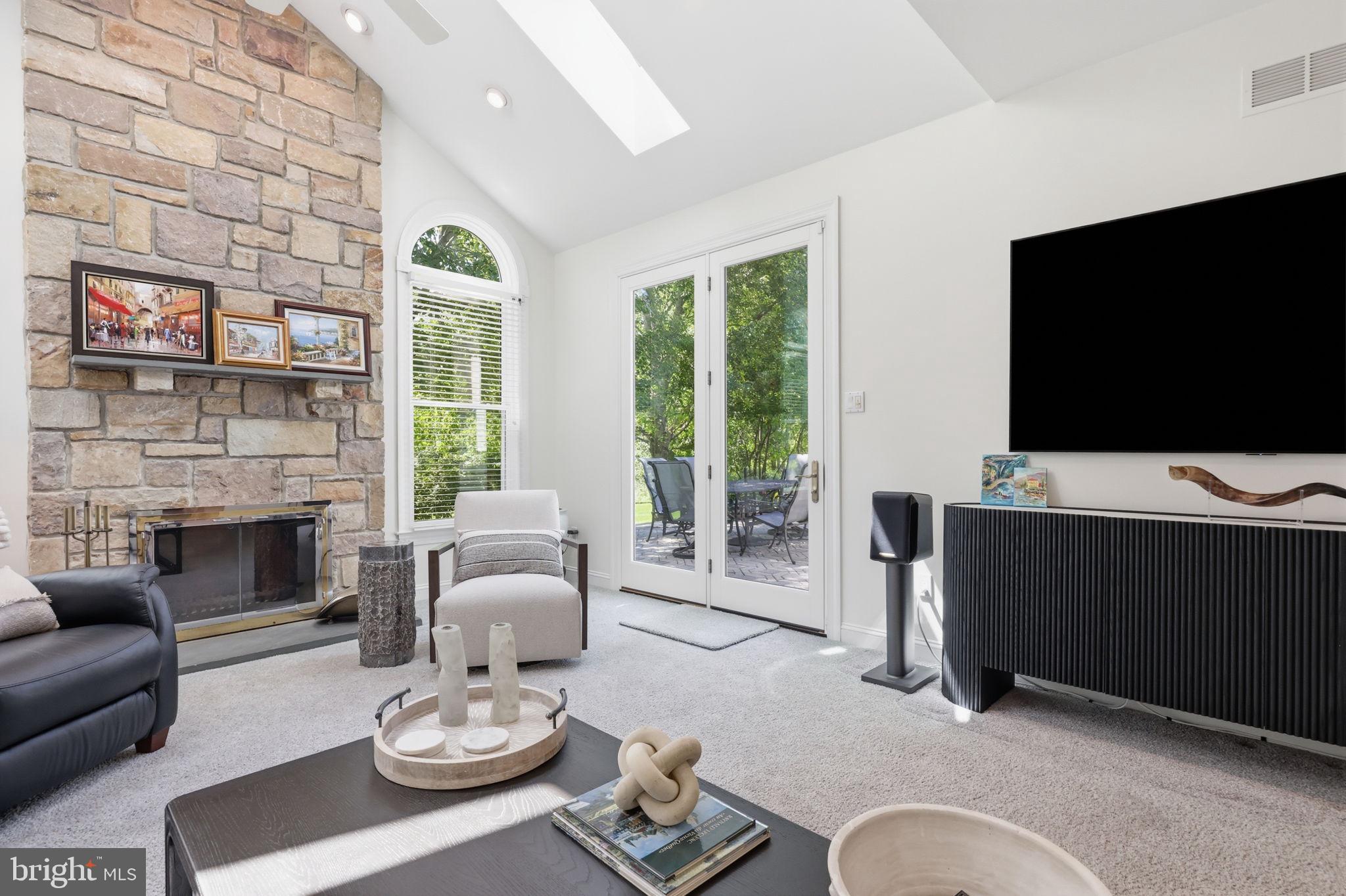BROOKFIELD AT FARM - Residential