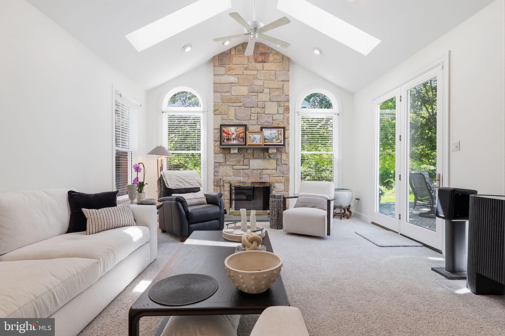 BROOKFIELD AT FARM - Residential