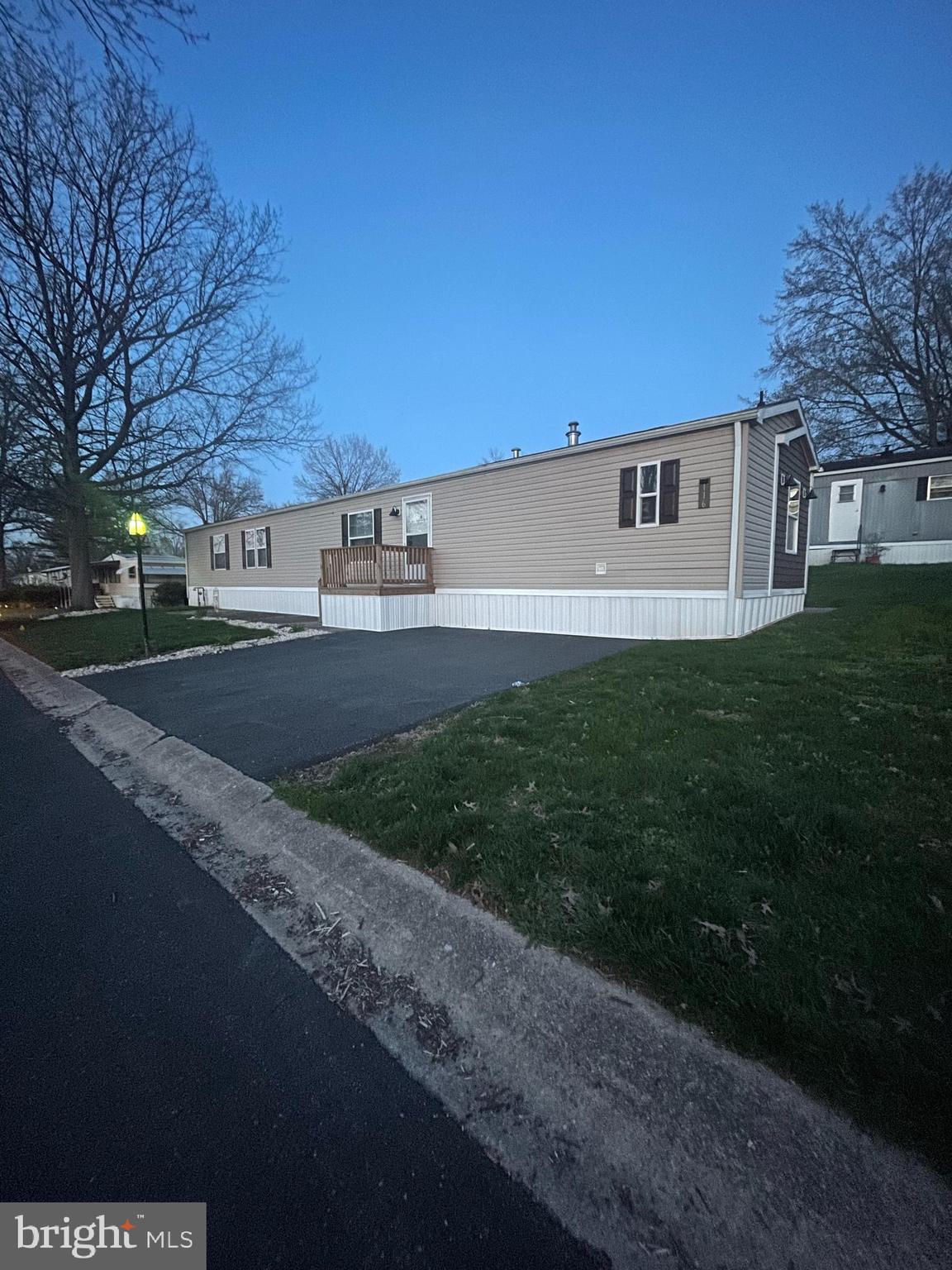 Very nice Champion 3/2 with all the bells and whistles.  Great kitchen with cabinet space galore. Central Air, Gas Stove, and Washer/Dryer hookups.  Come live where nature comes to visit and the lot rents are still reasonable!

Park lot rent for 2026: Lot rent is $551 (+$41 for water and +$50 for sewer).  Dog (under 50lbs) extra $10/ month.  Check park for breed restrictions.  Trash is $74/Q through Penn Waste.  Storage available for $60/month.

Community Room for 1x  fee of $10 for access card.  This has full kitchen and dining set up for entertaining.
