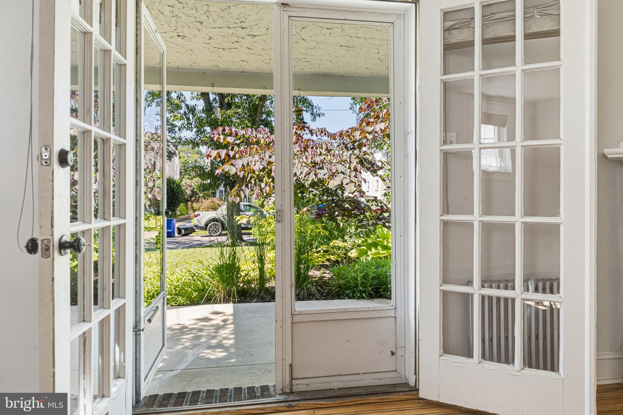 ROWLAND PARK - Residential