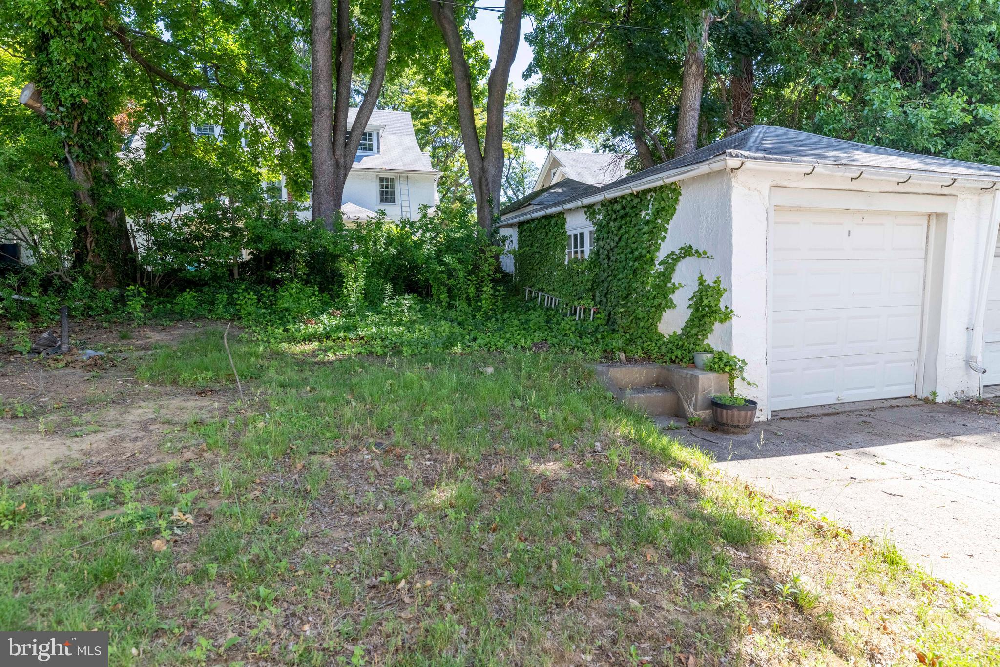 ROWLAND PARK - Residential