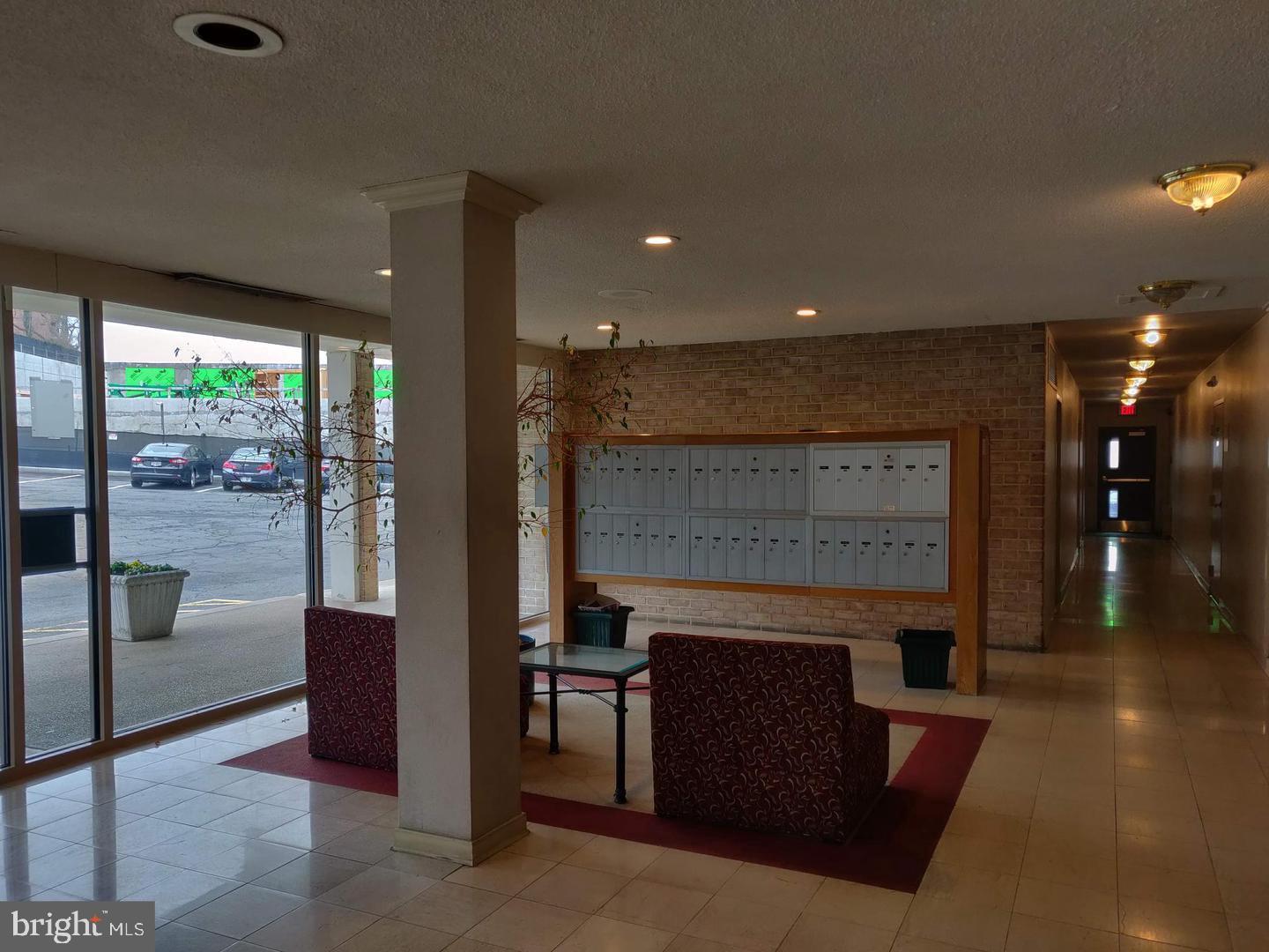 BOLLING BROOK TOWERS - Residential Lease