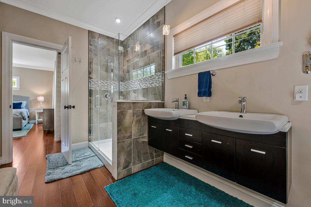 EASTPORT - Residential