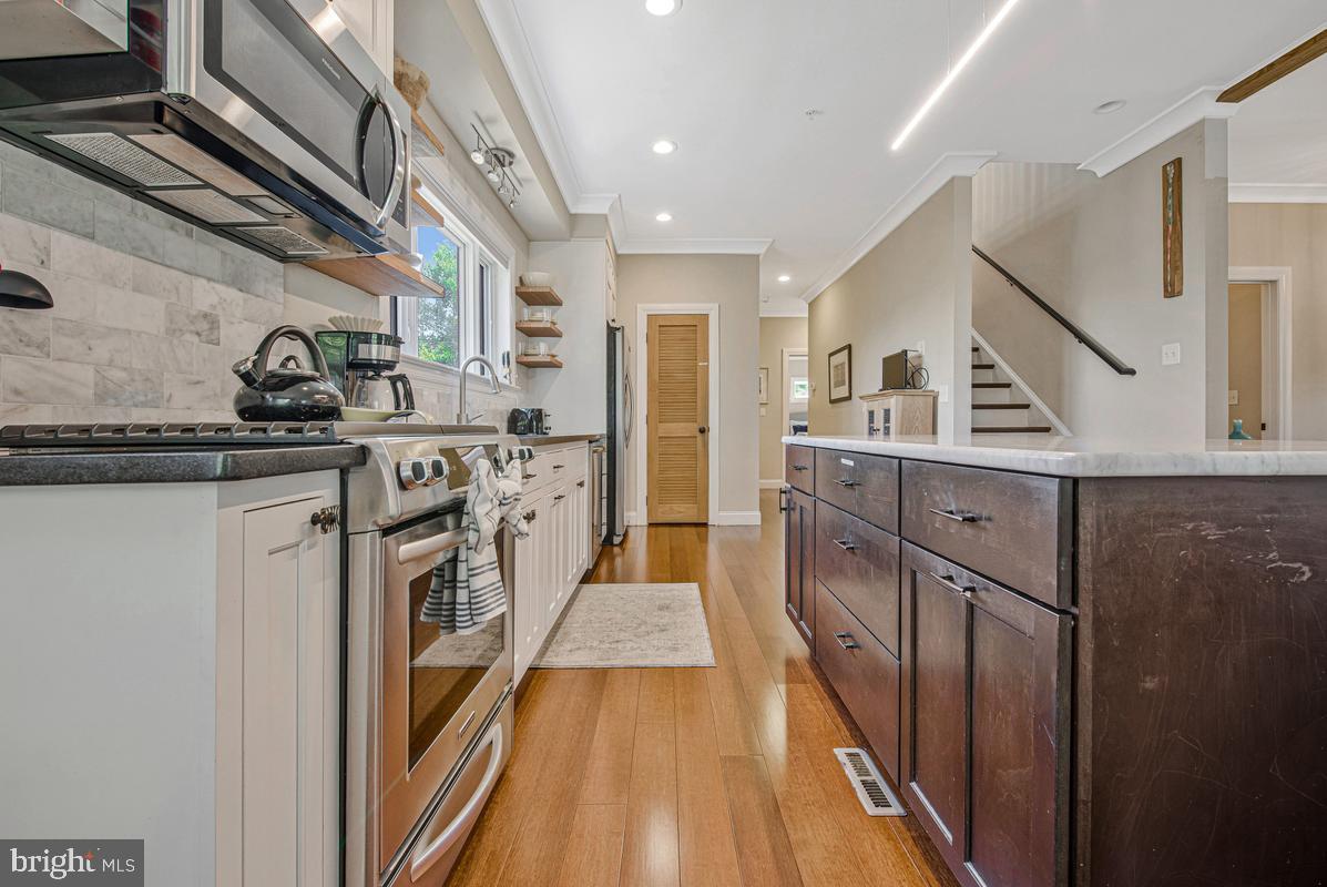 EASTPORT - Residential