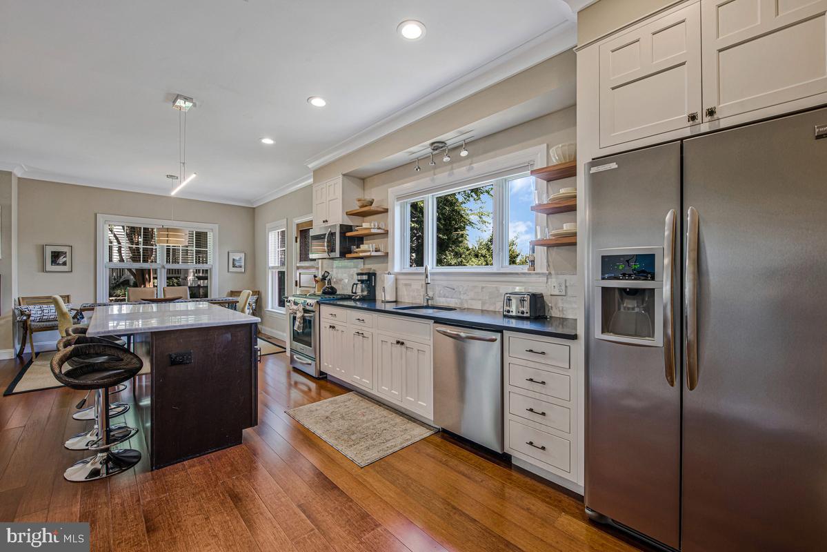 EASTPORT - Residential