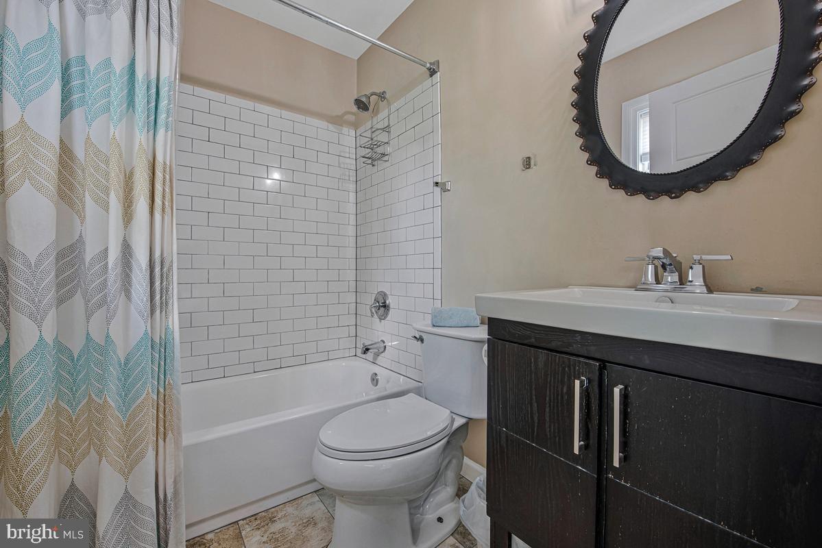 EASTPORT - Residential